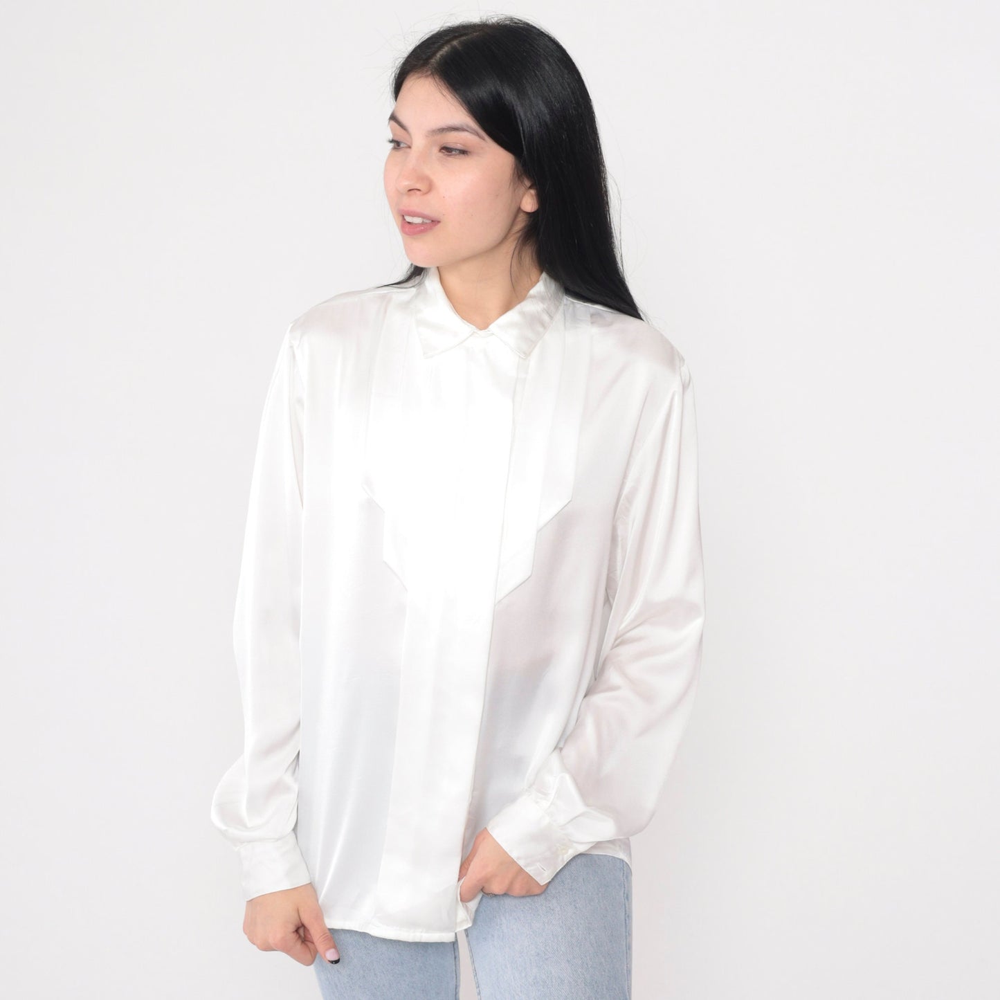 90s White Satin Pleated Blouse Long Sleeve Hidden Button Collared Large L