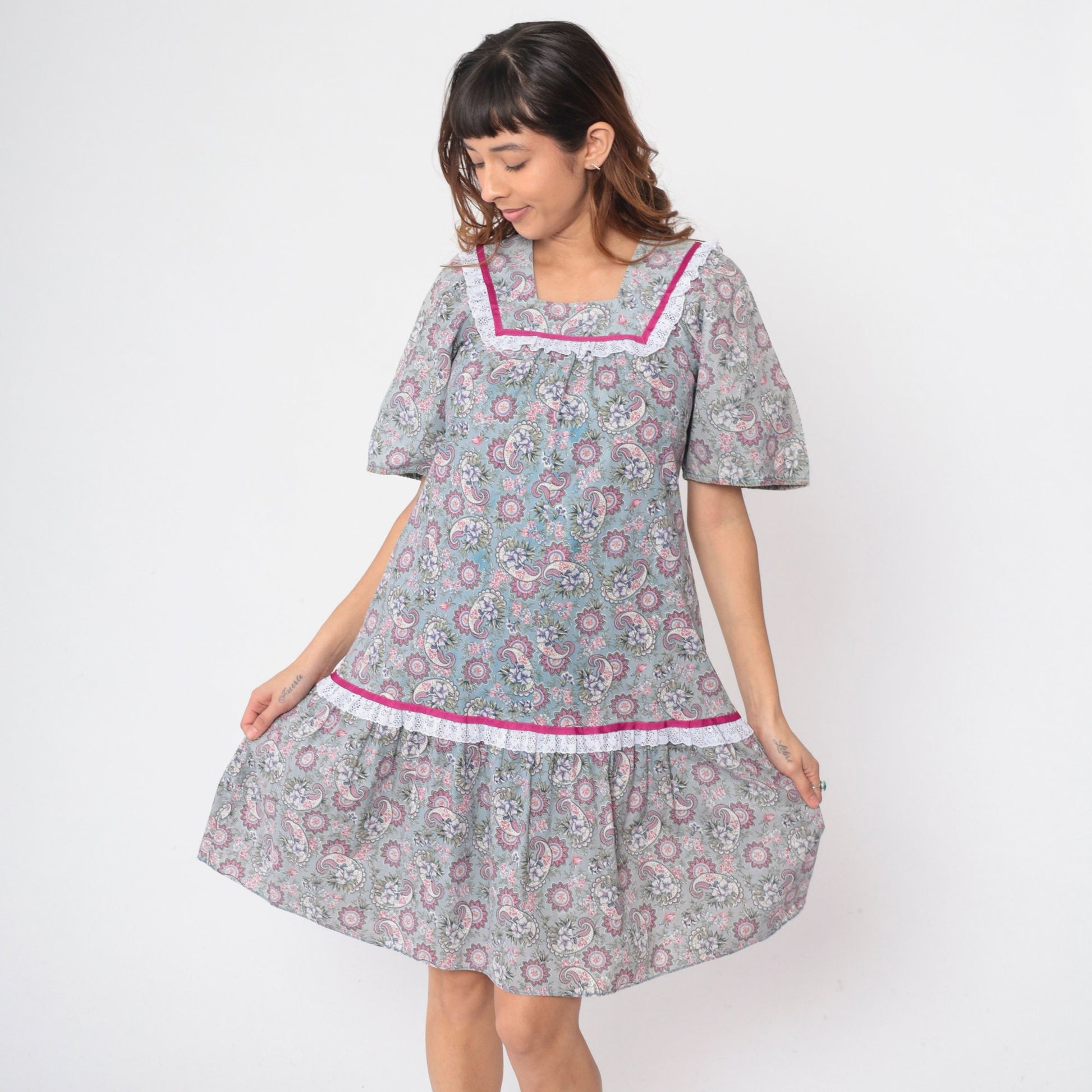 80s Paisley Floral Midi Dress Lace Yoke Tent Cut Ruffled Hem Cotton Small