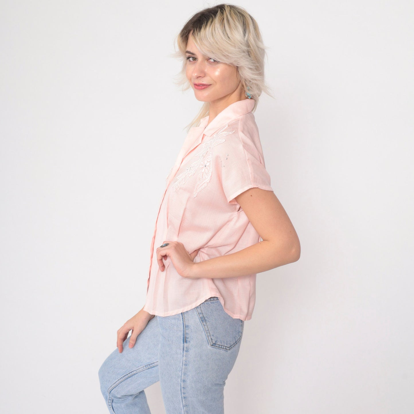 80s Baby Pink Lace Appliqué Button-Up Blouse Silver Studs Short Sleeve Medium