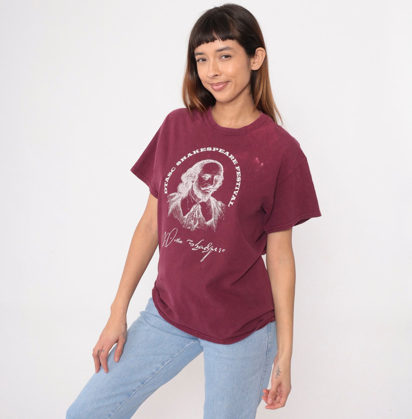 00s DTASC Shakespeare Festival Graphic Tee Burgundy Distressed Medium