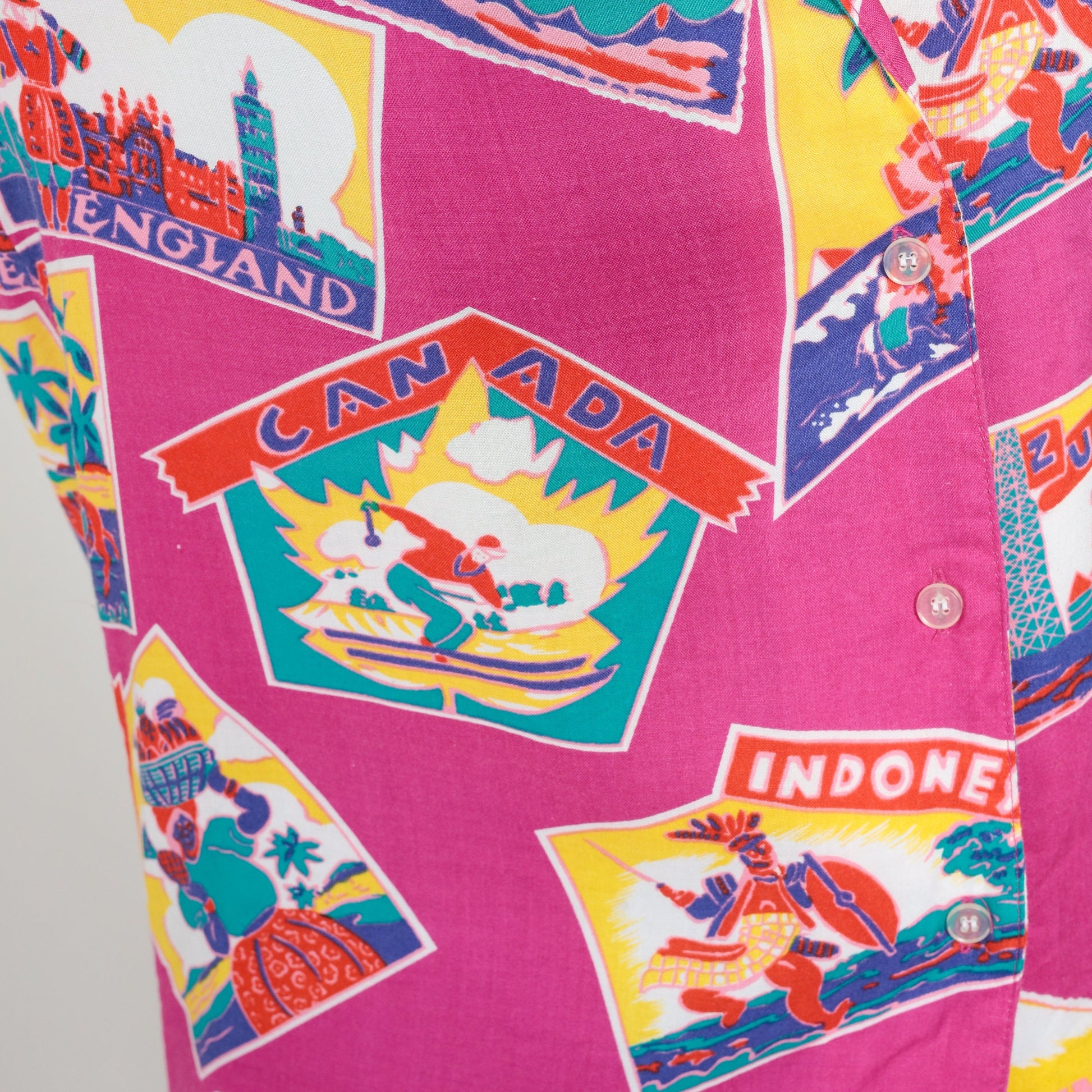 80s Gap Travel Print Button-Up Blouse Pink World Map Short Sleeve Small S