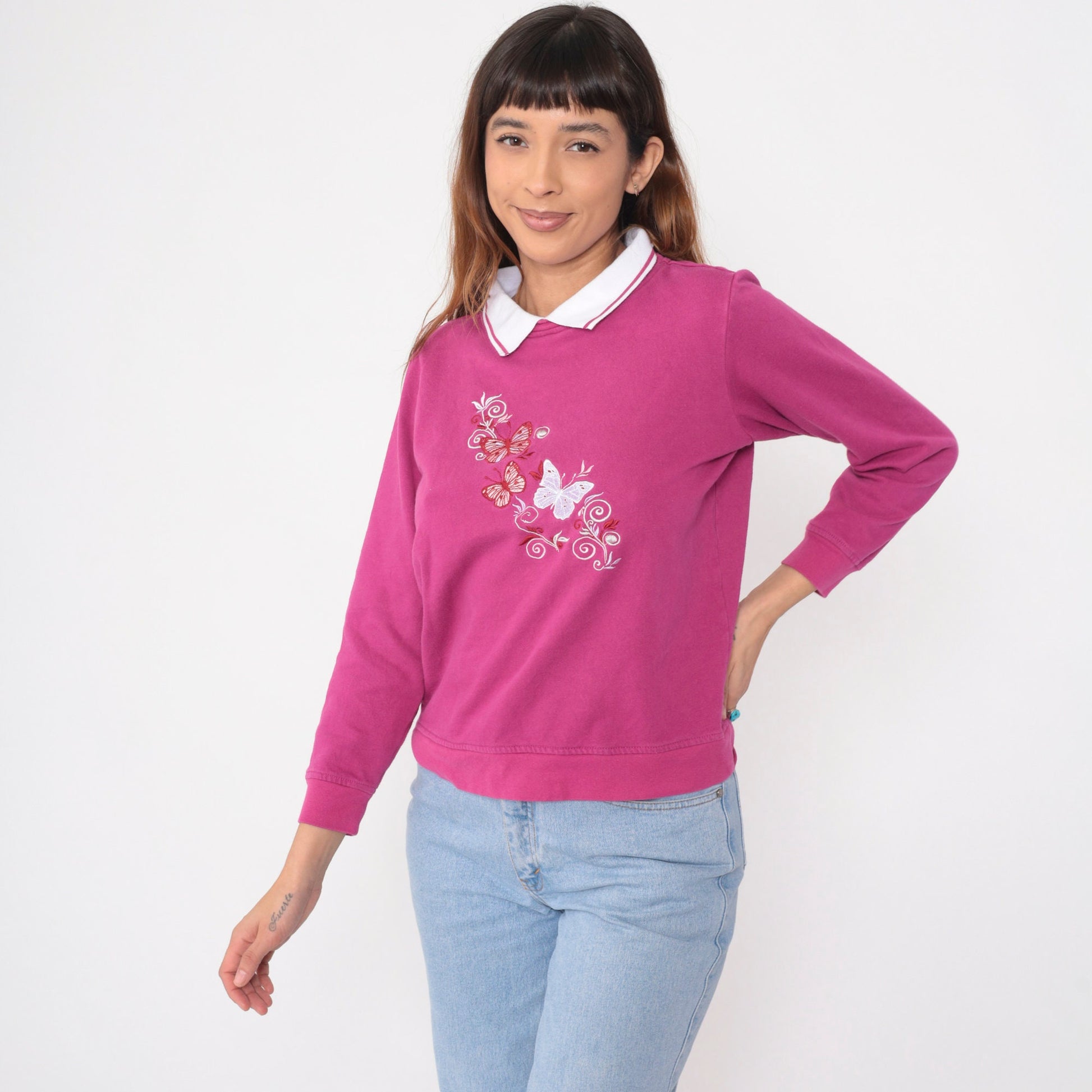 90s Butterfly Embroidered Sweatshirt Magenta Collared Graphic Medium