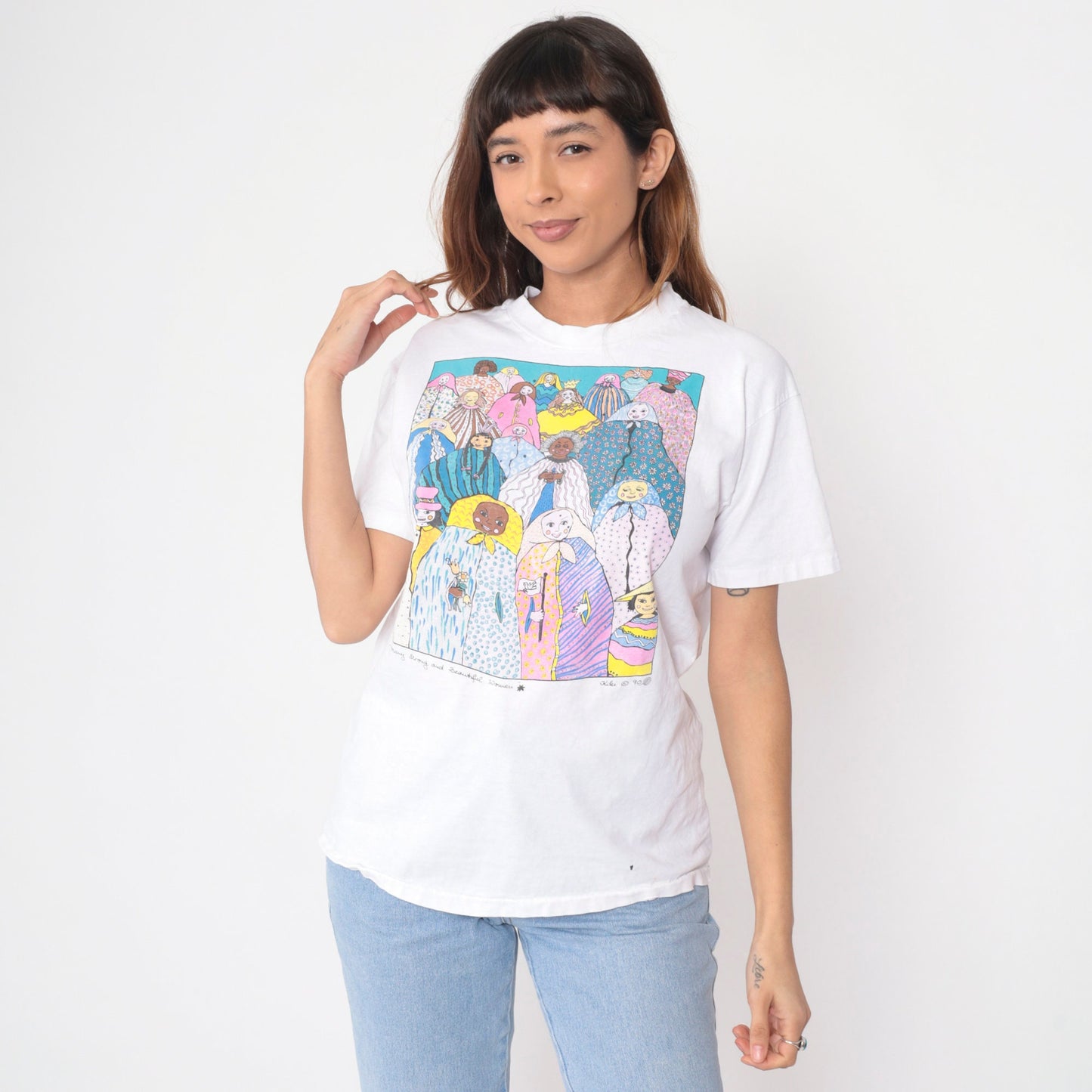 90s Kiki Suarez Many Strong and Beautiful Women Graphic Tee White Cotton Medium