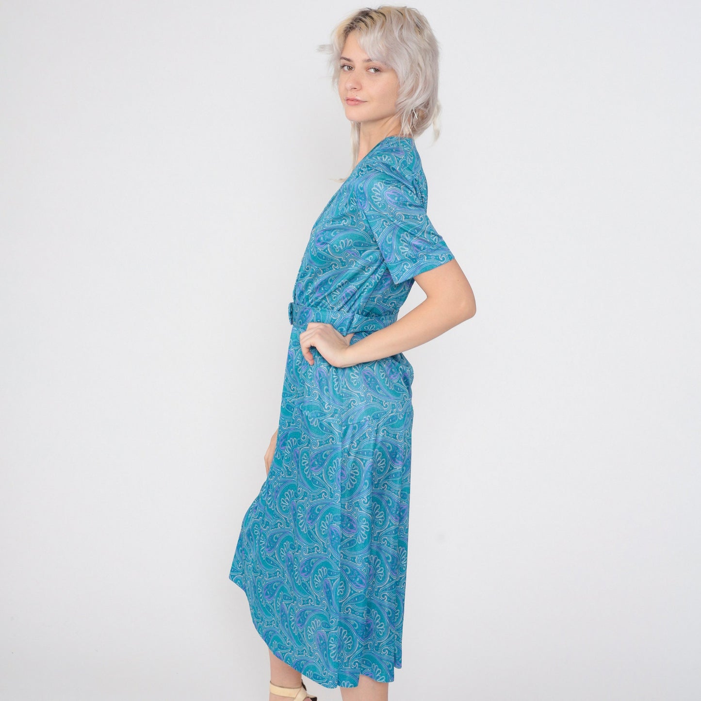 70s Blue Paisley Midi Dress Button-Up Shirtwaist High Waisted Medium