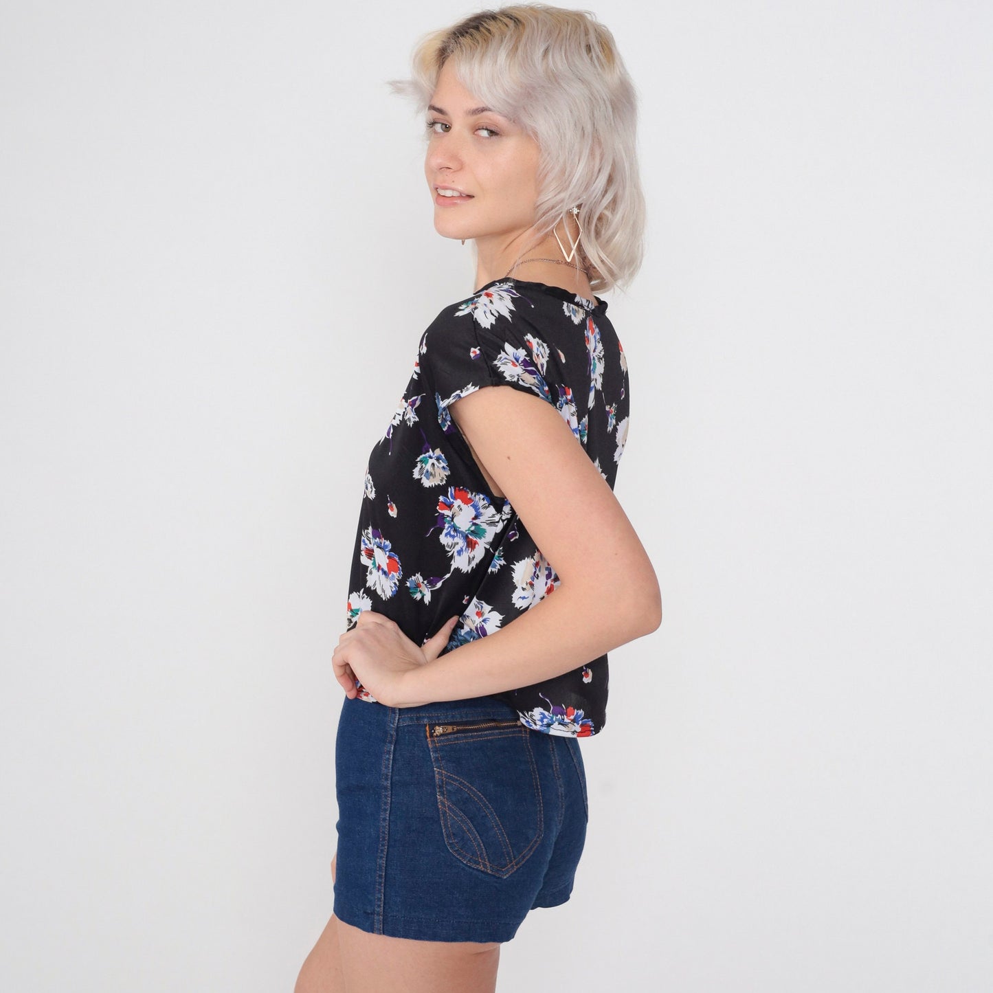70s Black Floral Cap Sleeve Blouse Vintage Flower Print Top Medium