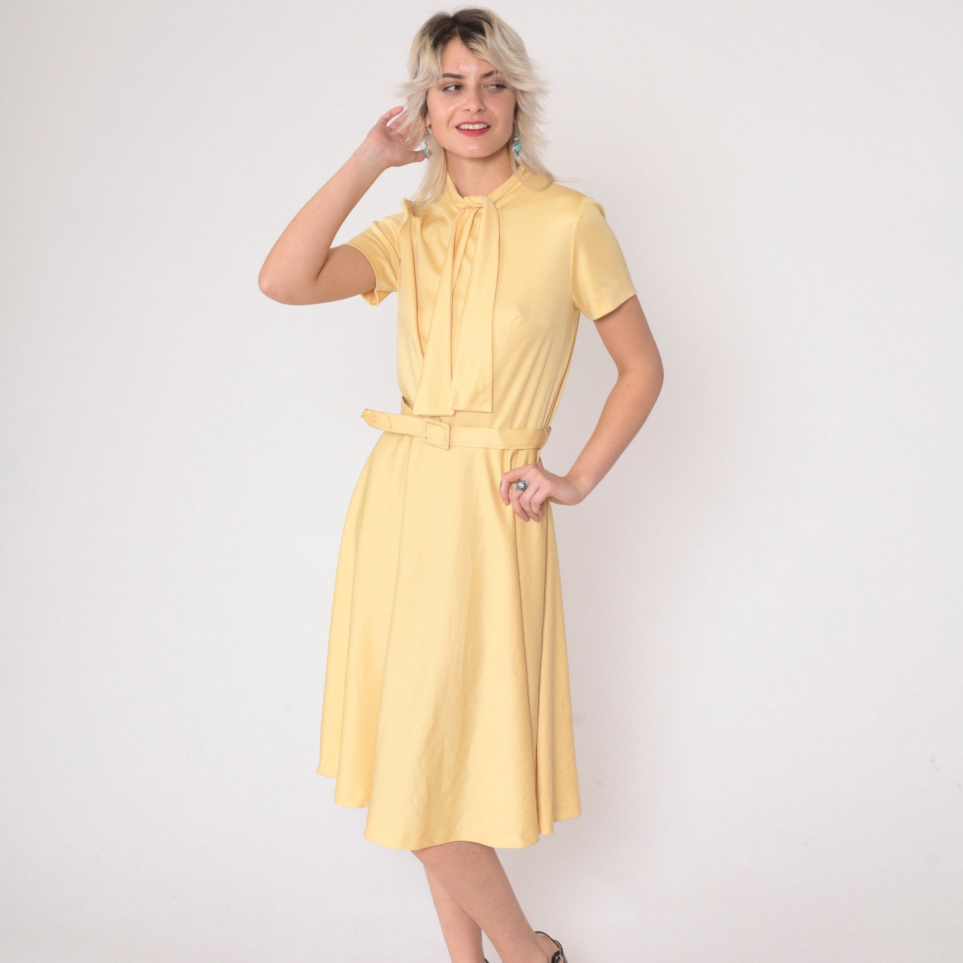 70s Mod Ascot Dress Light Yellow Necktie Belted High Waist Midi Small