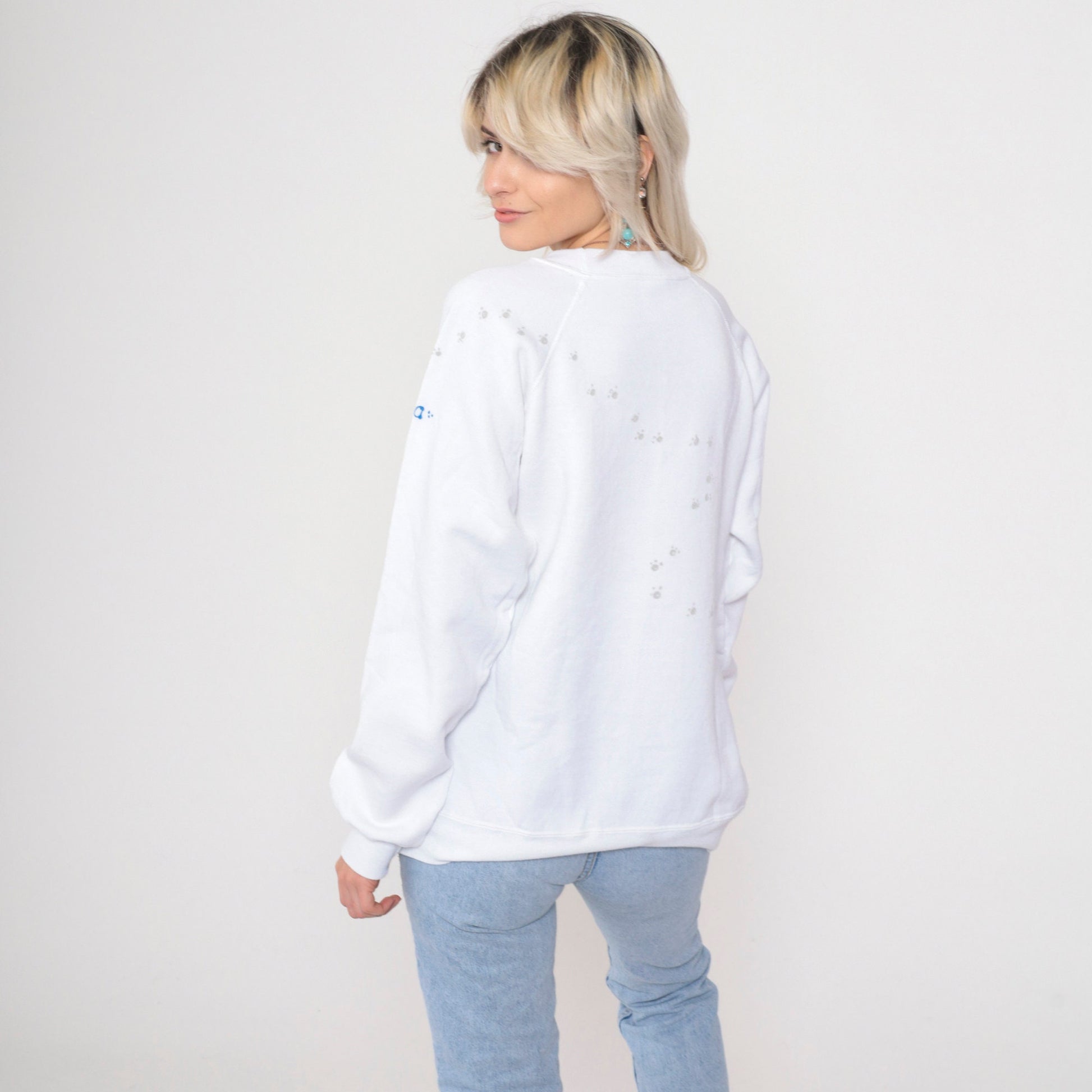 90s Hand Painted Cat Sweatshirt Lisa White Raglan Crewneck Medium