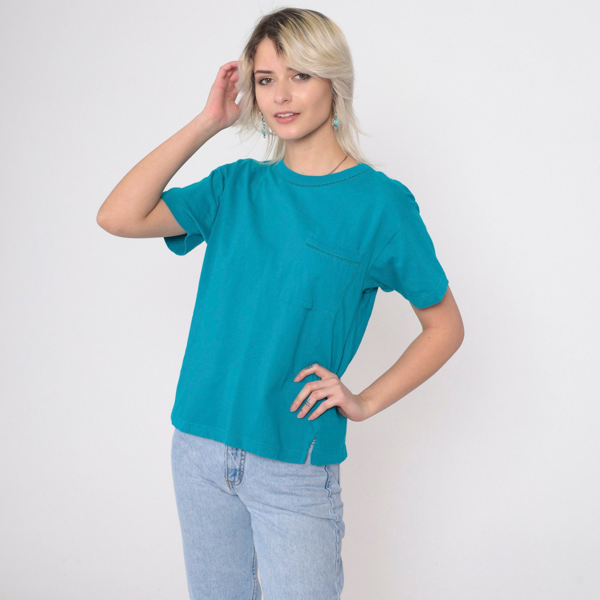 90s Liz Claiborne Turquoise T-Shirt Chest Pocket Cutout Crewneck Small