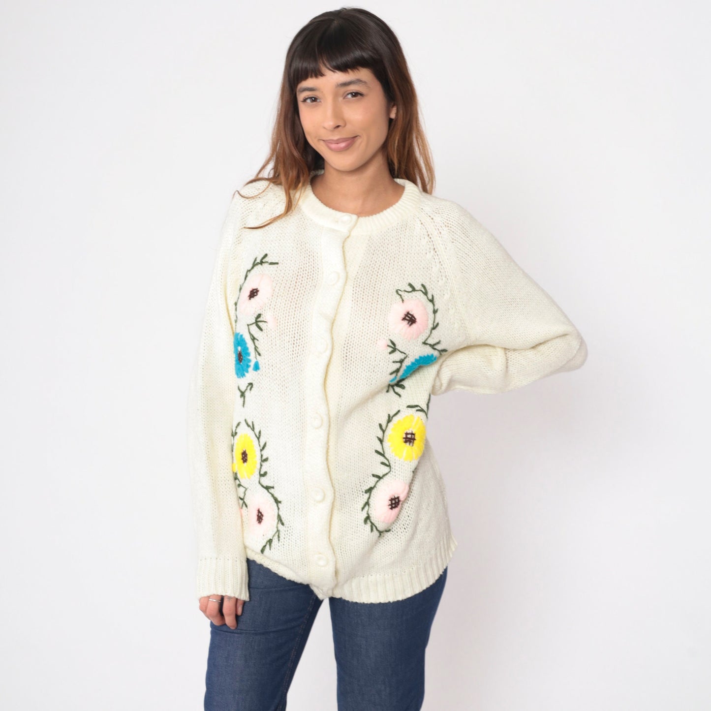 70s Floral Embroidered Cardigan Sweater Off-White Raglan Knit Large