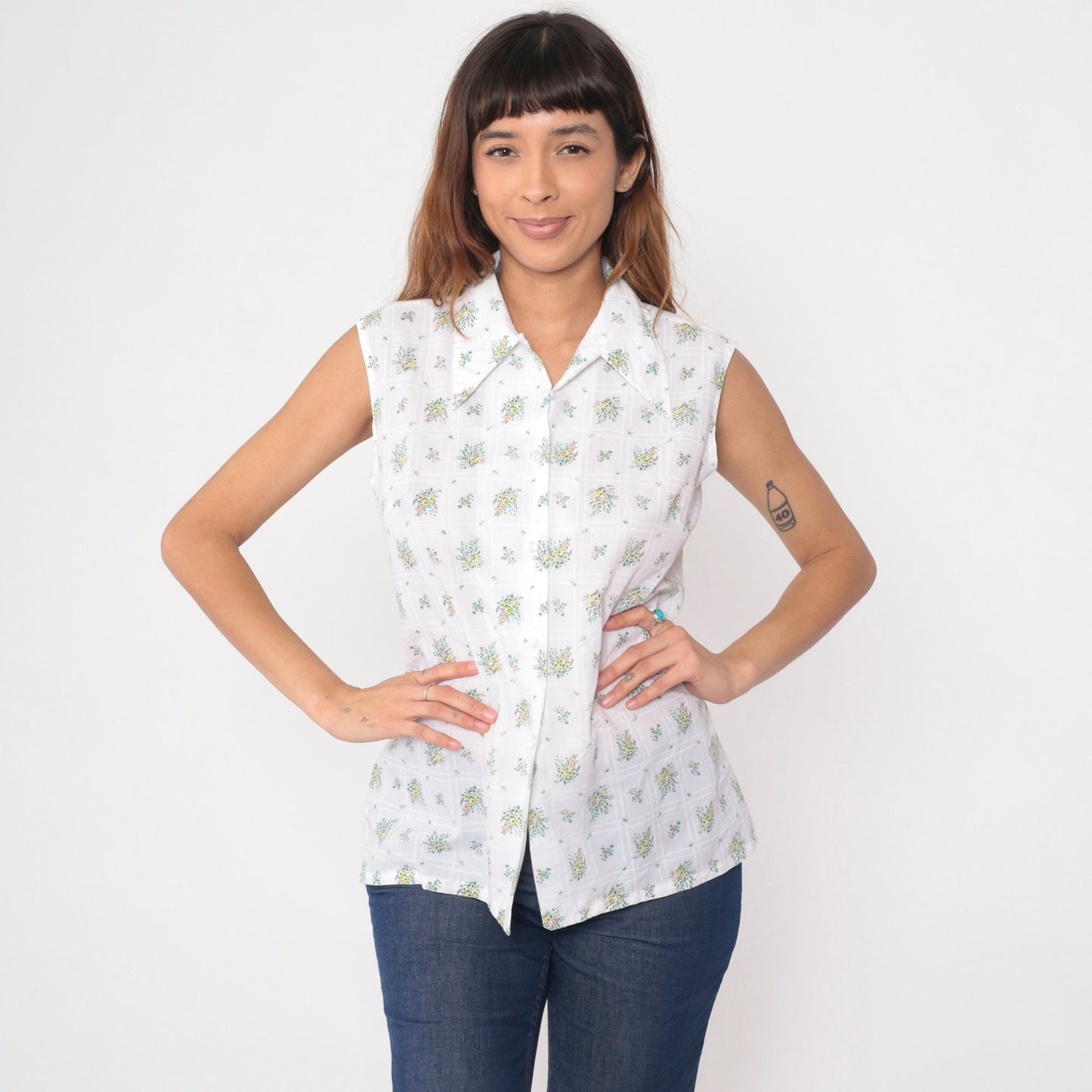 70s Floral Button-Up Tank Top White Wildflower Print Dagger Collar Medium