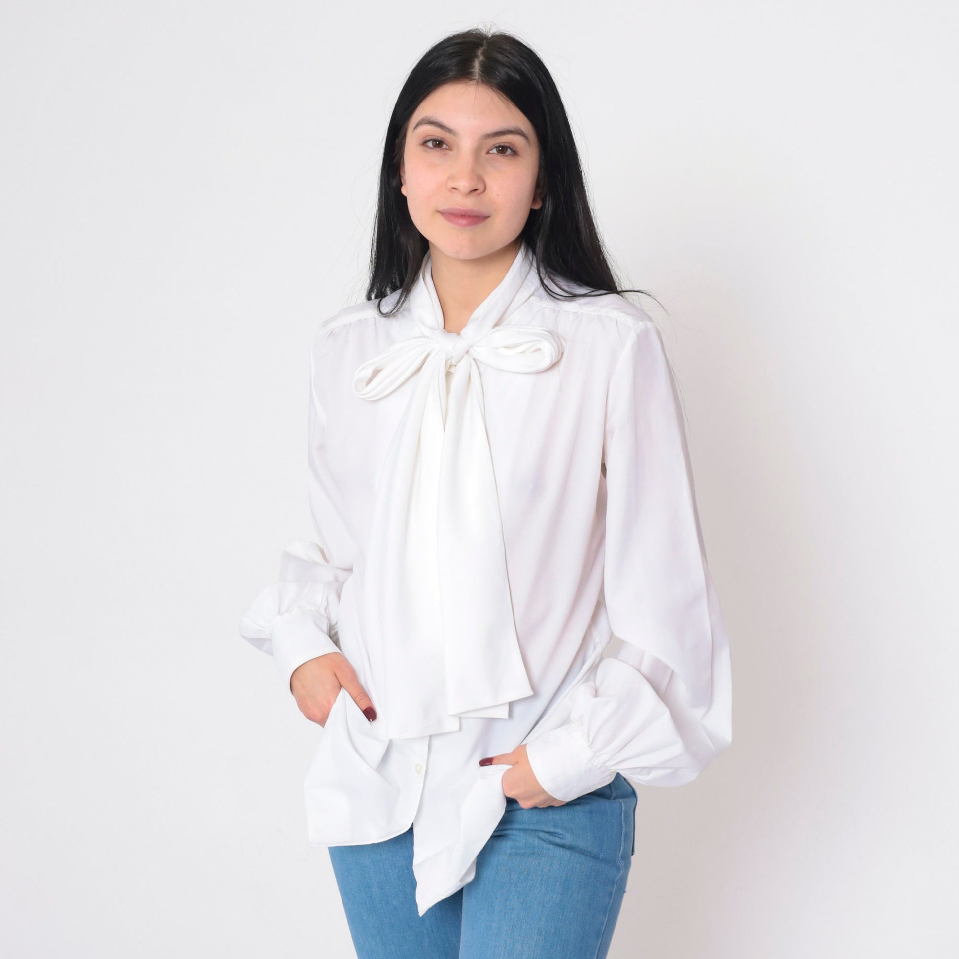 80s Evan Picone White Button-Up Blouse Attached Necktie Long Sleeve Large