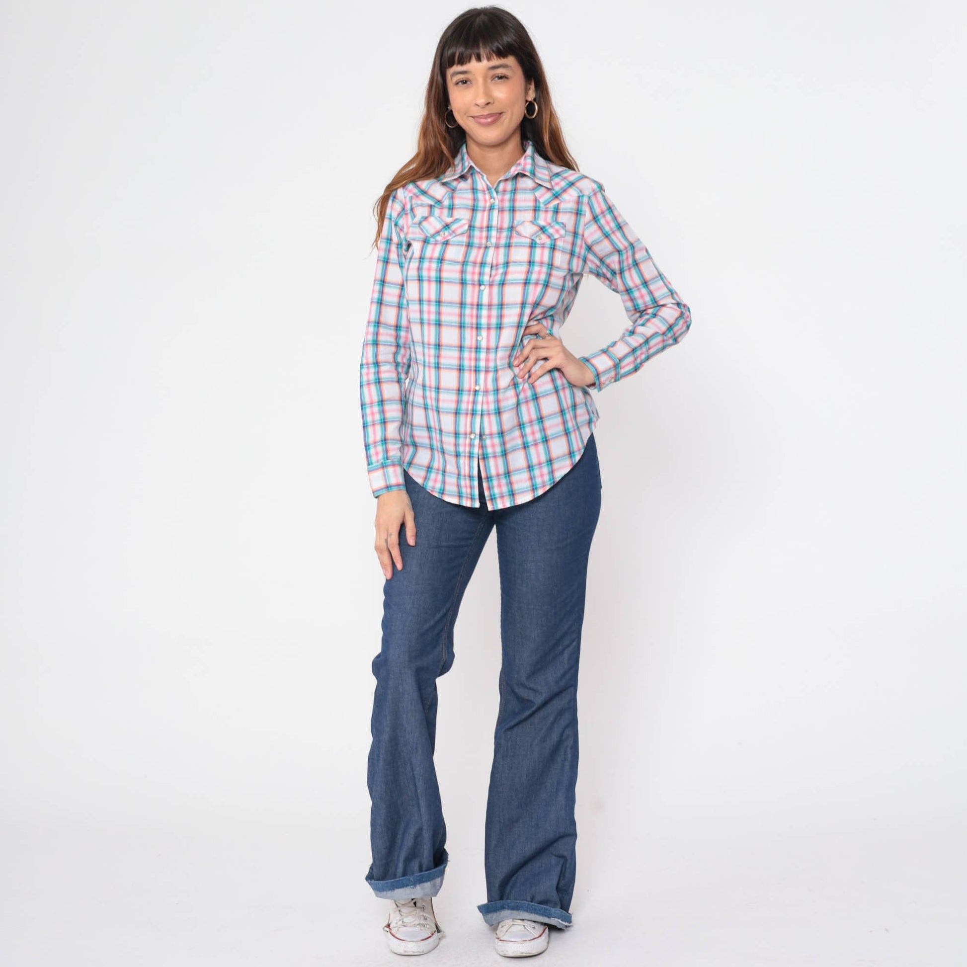 90s Wrangler Western Shirt Pearl Snap Plaid White Blue Pink Small Petite