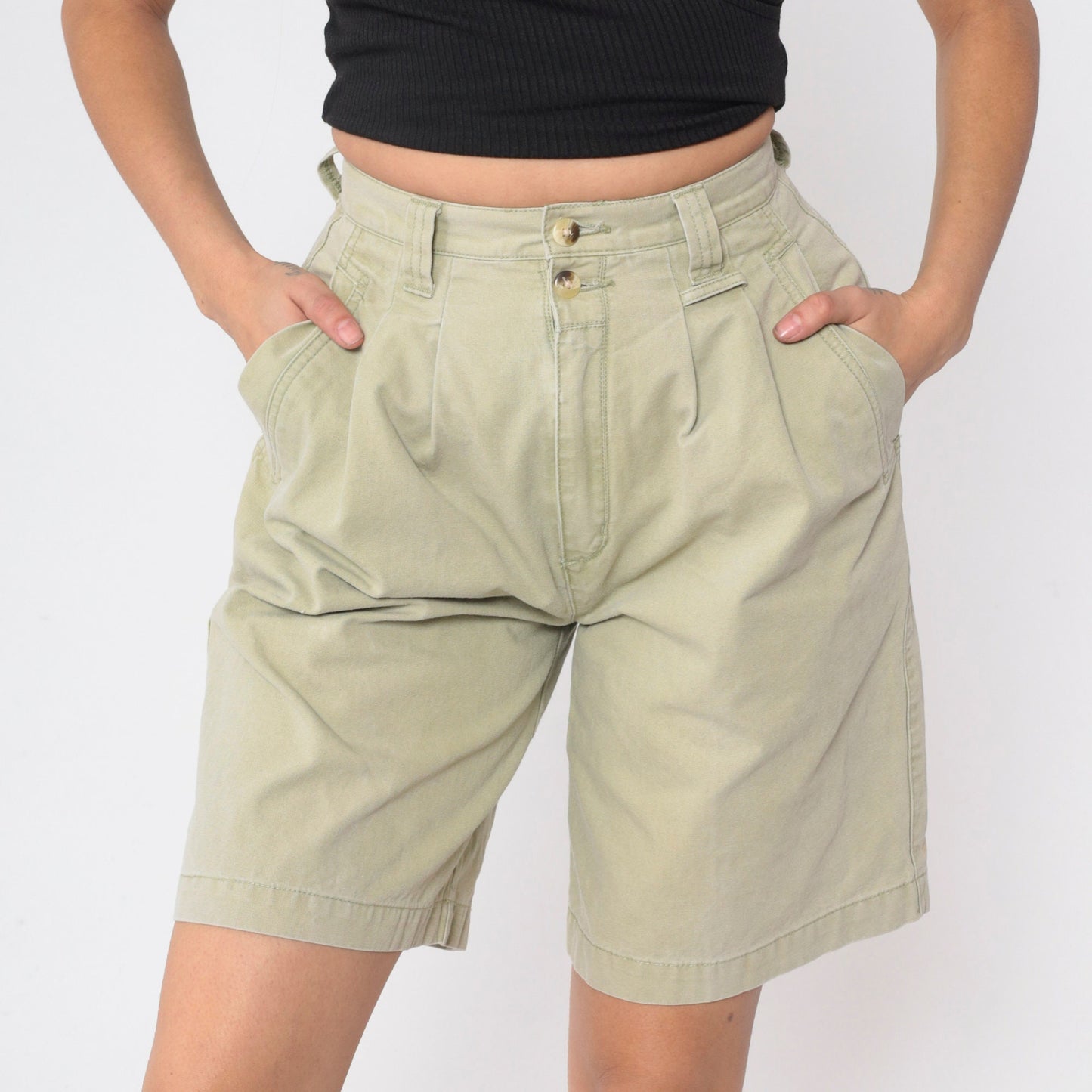 Eddie Bauer 90s Khaki Pleated Cotton Shorts High Rise Small
