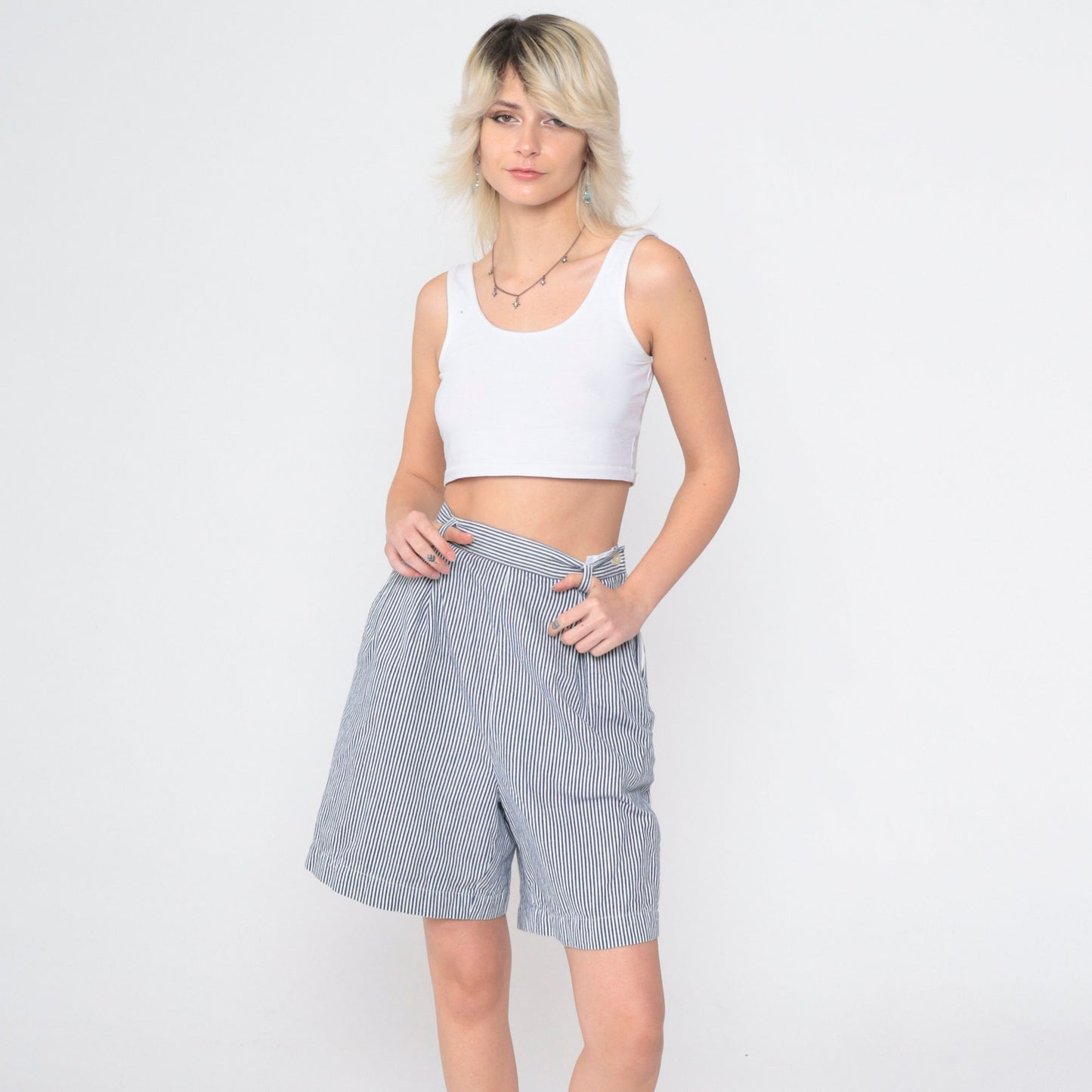 90s Pinstriped High-Waisted Pleated Shorts White Blue Small