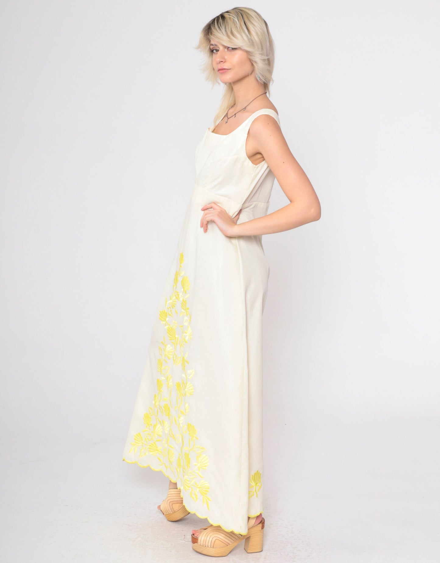 70s Floral Embroidered Maxi Dress Cream Sleeveless High Waist Small
