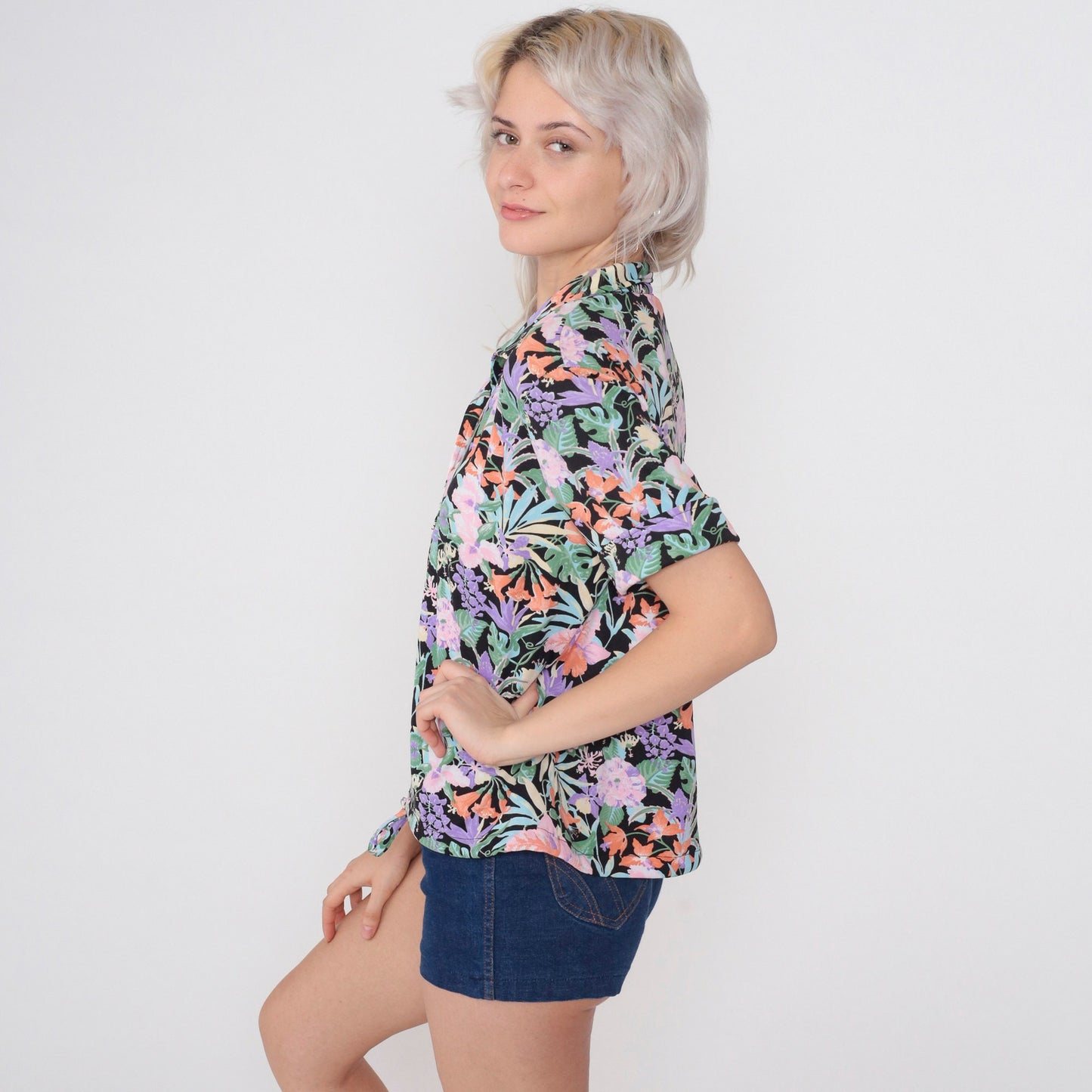70s Black Floral Collared Blouse V Neck Drawstring Waist Short Sleeve Medium