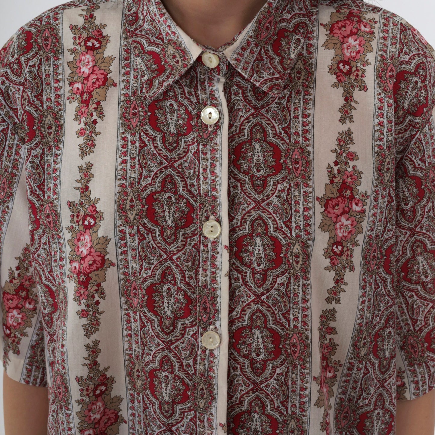 90s Paisley Floral Button-Up Blouse Off-White Short Sleeve Plus Size 1X
