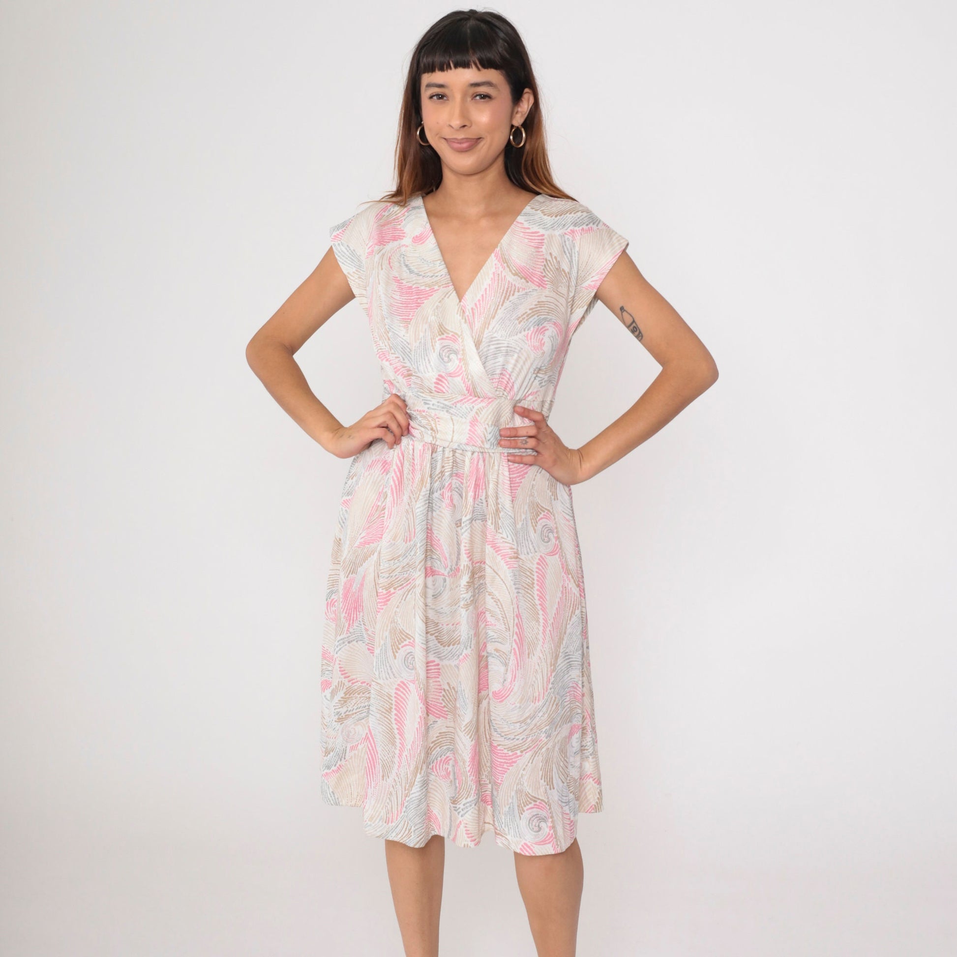 70s Wrap Dress Swirl Print Midi V-Neck High Waist Cap Sleeve White Pink Tan Medium