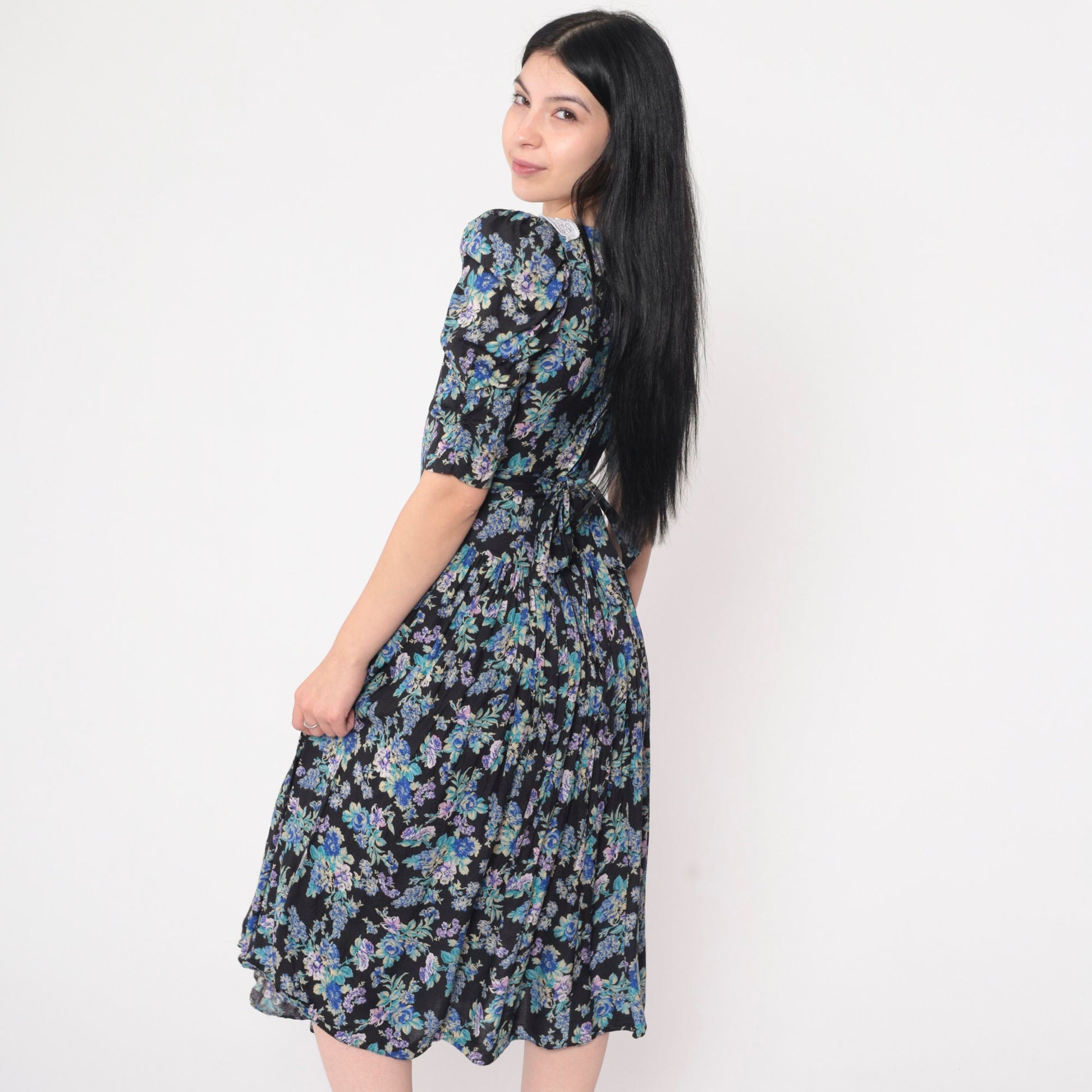 80s Black Floral Midi Dress Puff Sleeve Princess Seams Basque Waist Rayon XXS