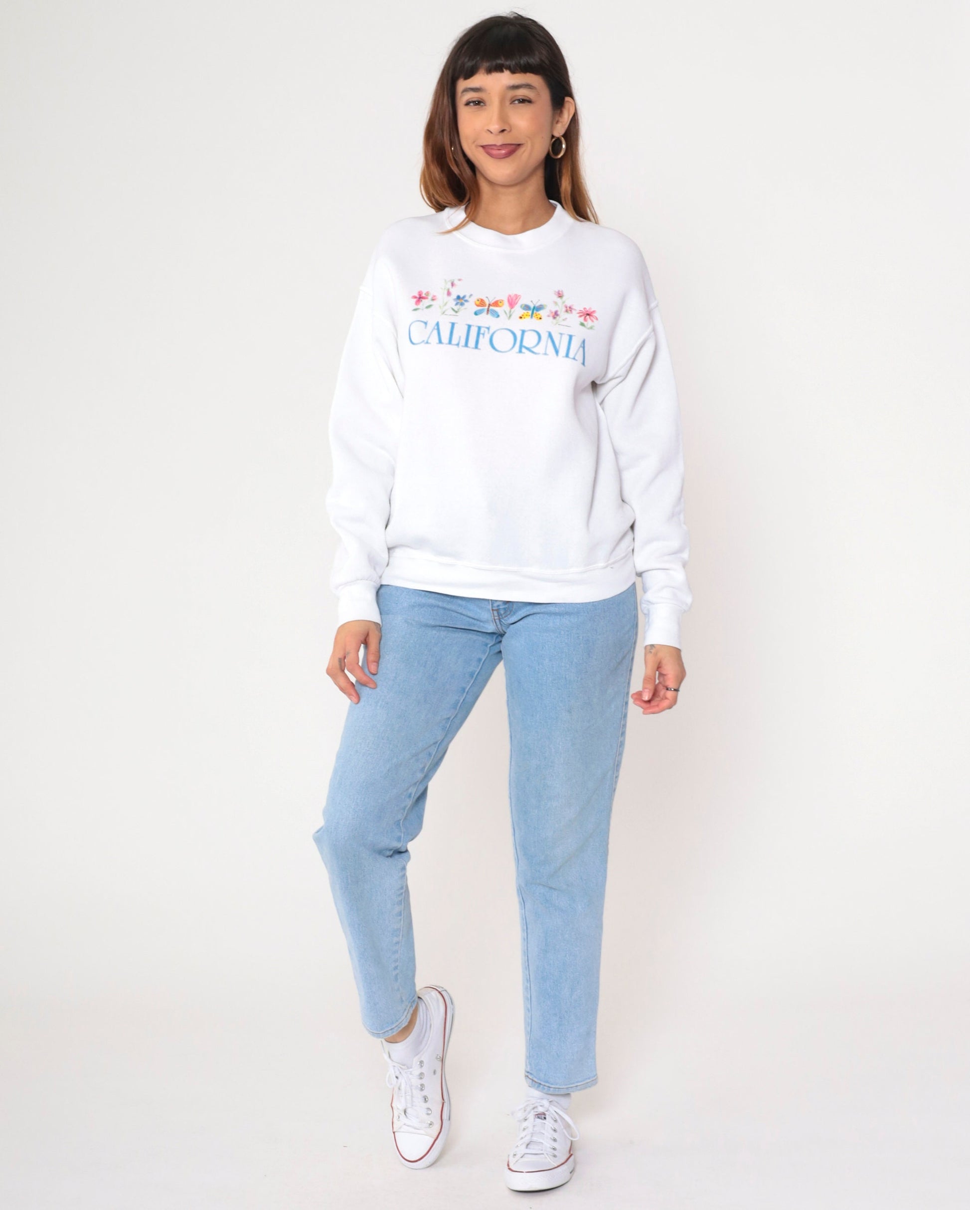 90s California Butterfly Floral Graphic Sweatshirt White Crewneck Small