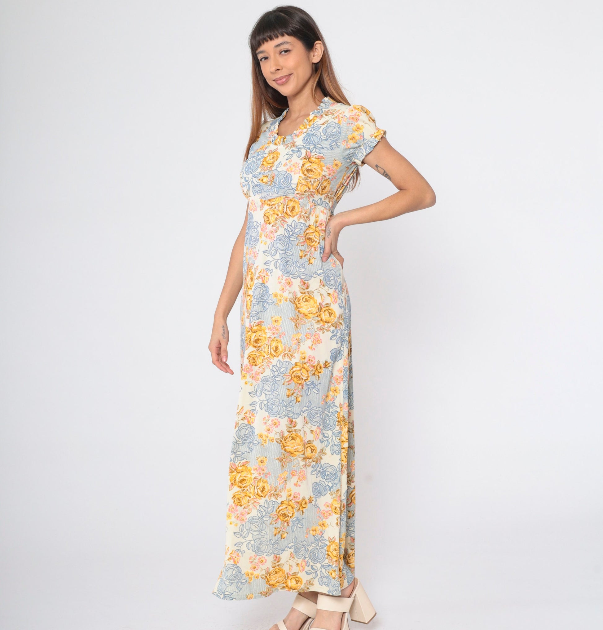 70s Floral Maxi Dress Empire Waist Puff Sleeve Cream Rose Print Small S