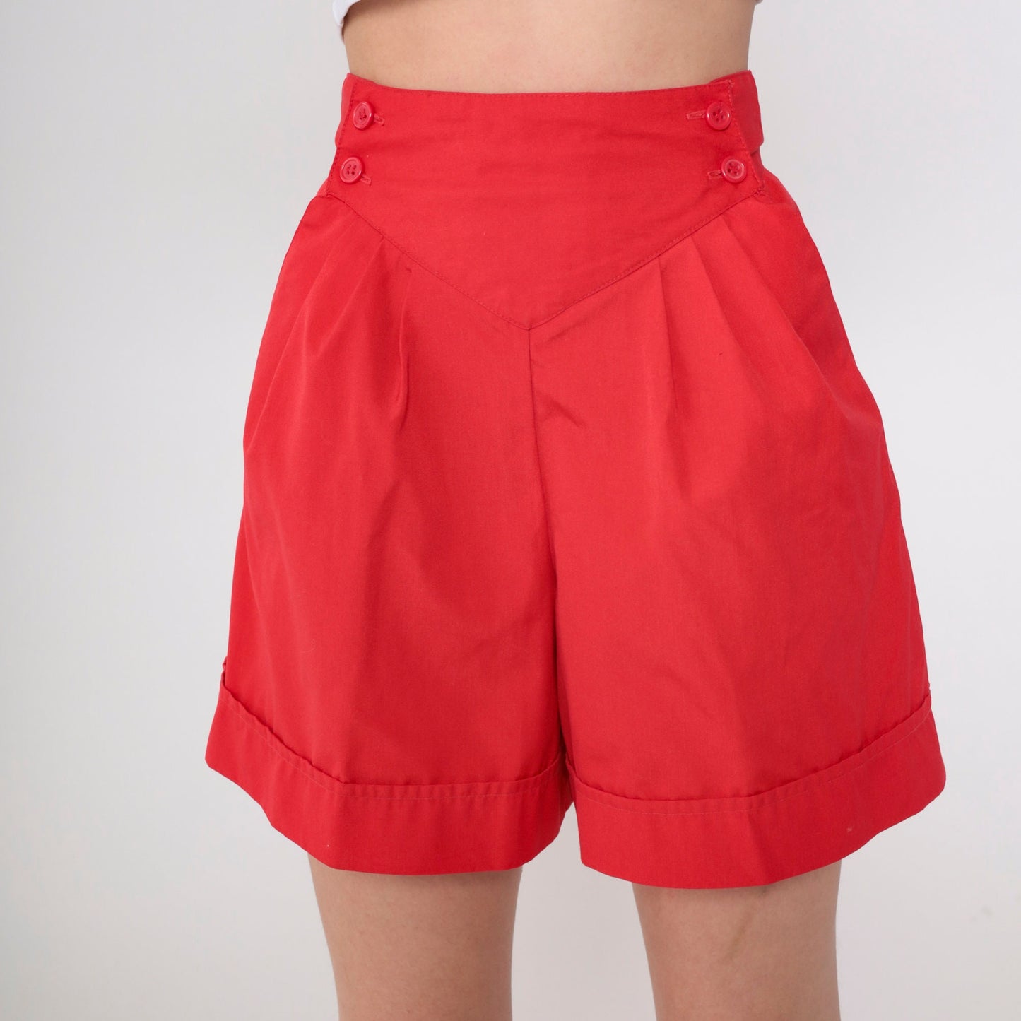 80s Red Pleated High-Waisted Shorts Paper Bag Yoke Button Side Small