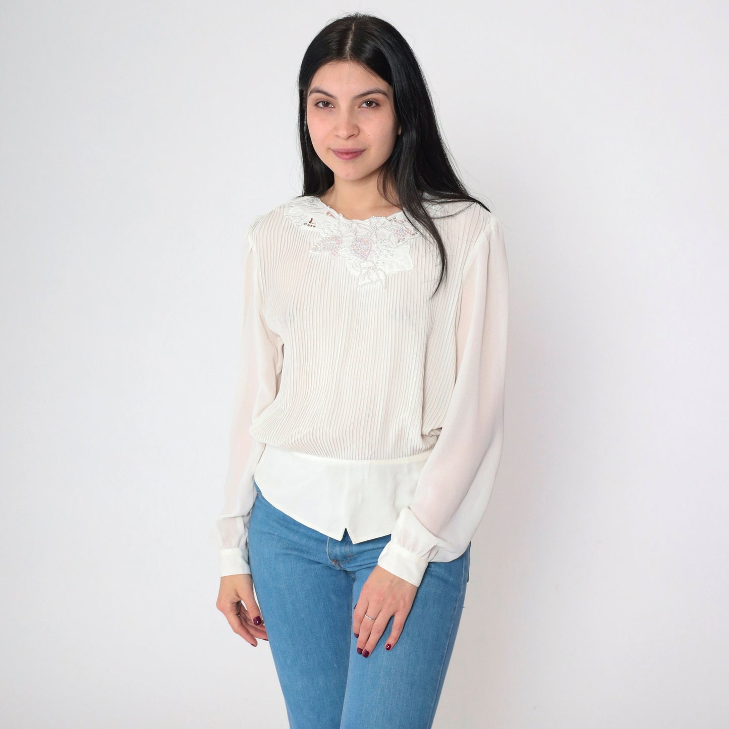 80s White Beaded Blouse Grape Leaf Sequin Puff Sleeve Button Back Medium