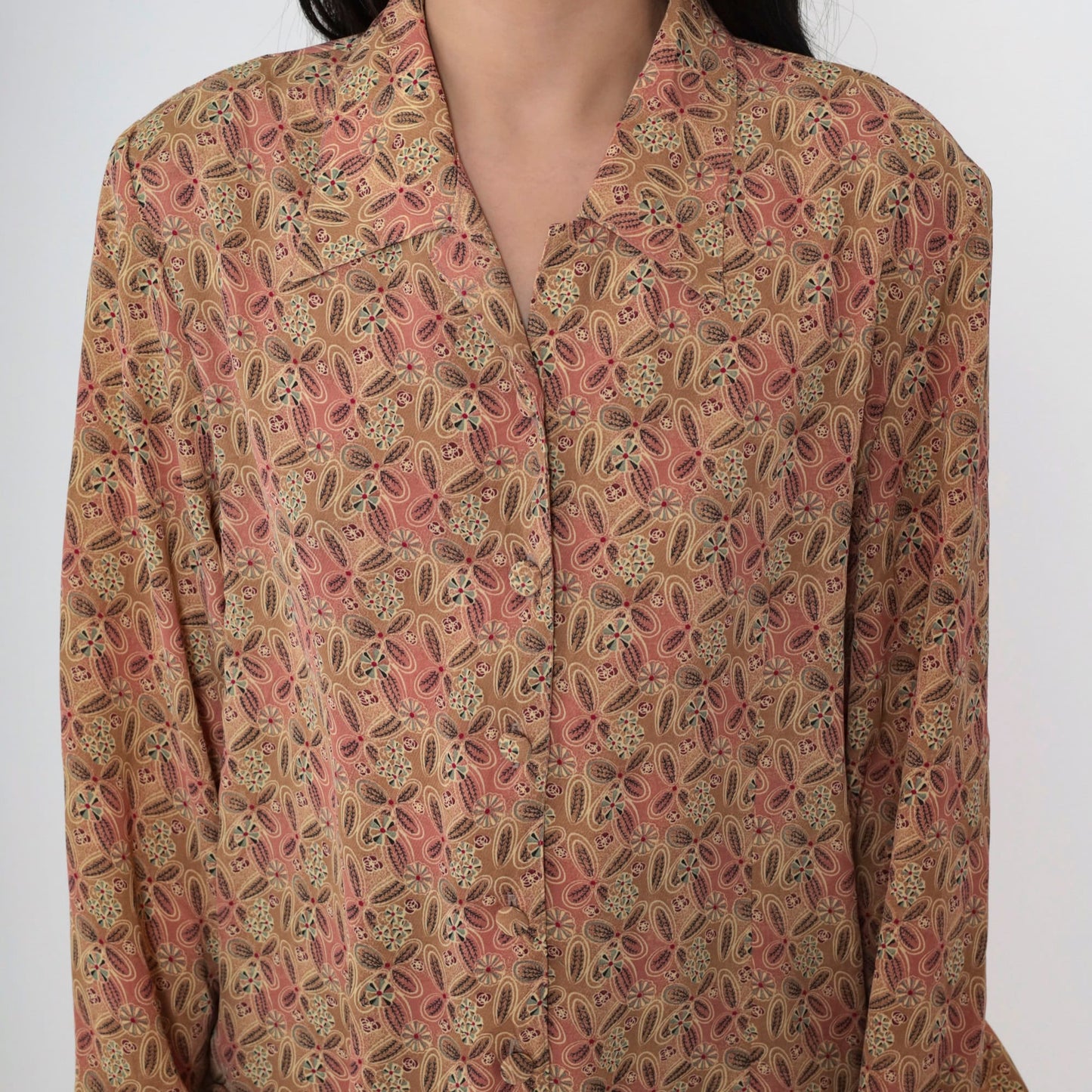 90s Tan Floral Abstract Button-Up Blouse Pink Pointed Collar Long Sleeve Medium