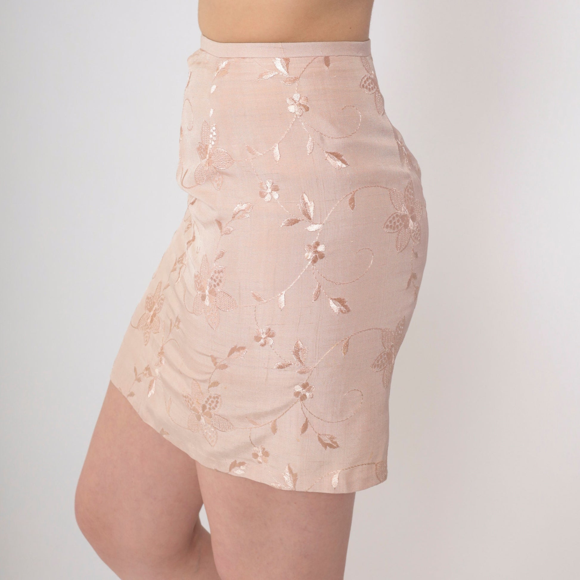 90s Embroidered Floral Mini Skirt Beige High Waisted Pencil Side Slit Extra Small