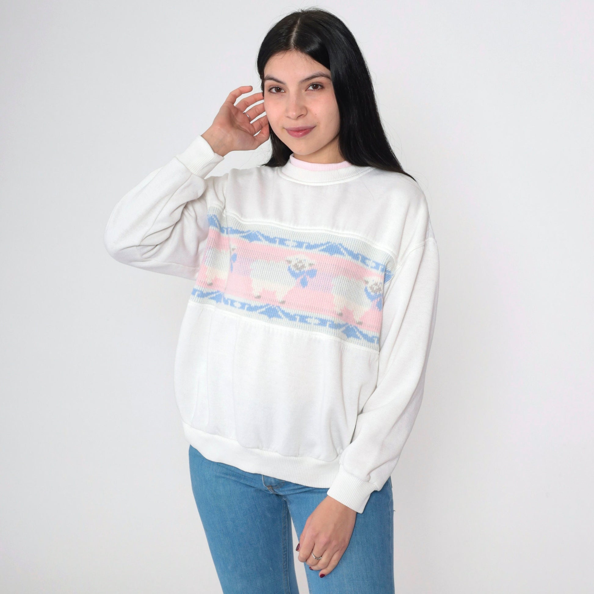 90s Sheep Graphic Sweatshirt White Ribbed Knit Crewneck Medium M