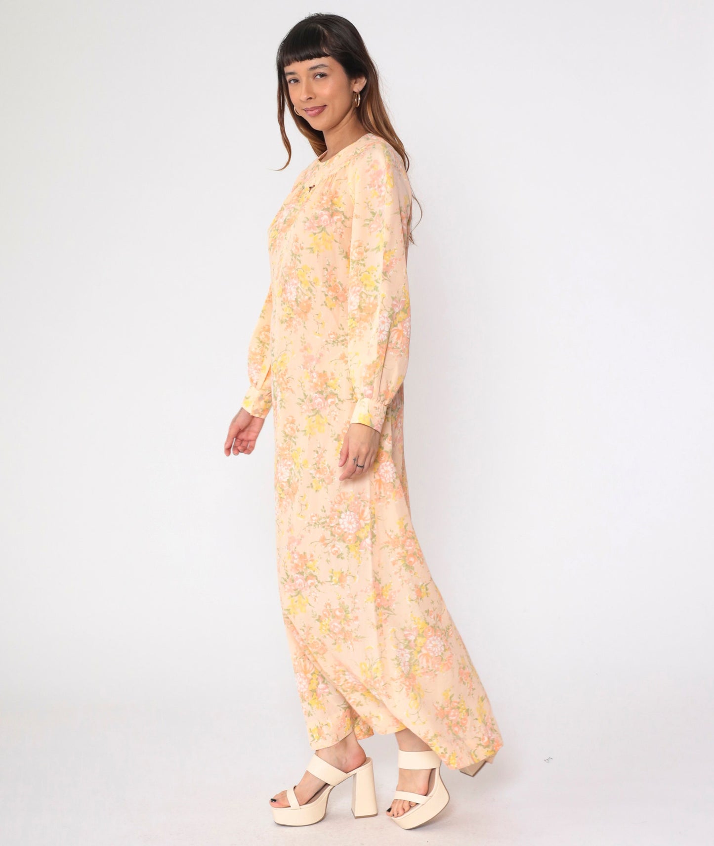 70s Peach Floral Maxi Dress Keyhole Neck Long Sleeve Medium