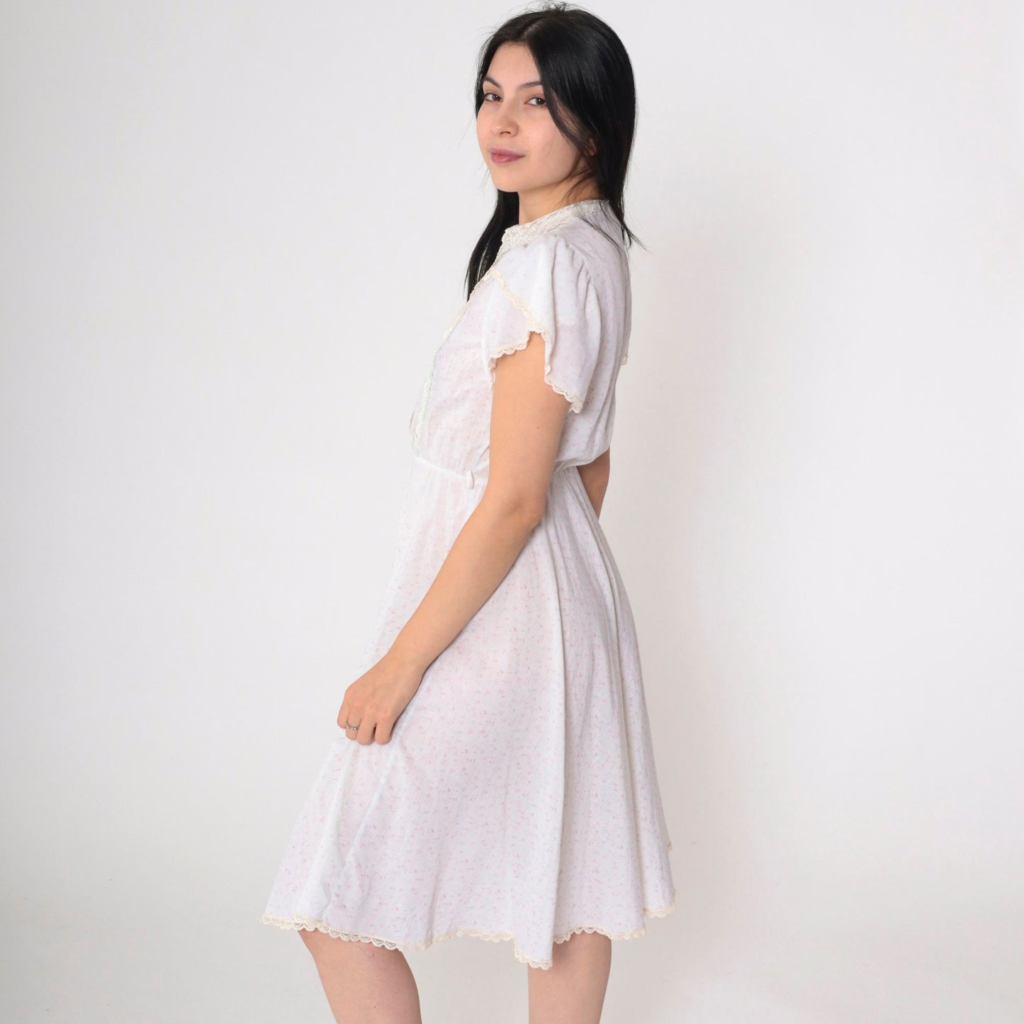 70s Calico Floral Prairie Dress White Lace Trim Puff Sleeve Small