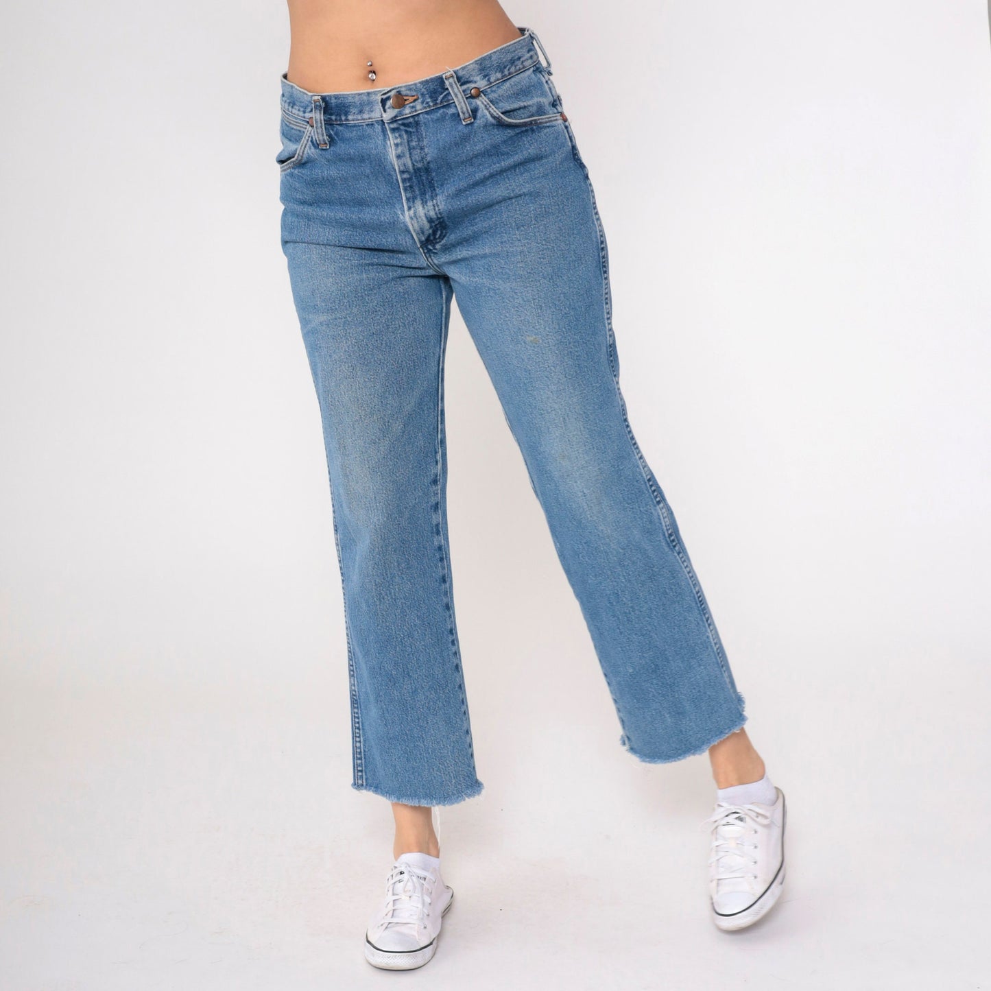90s Wrangler High Rise Bootcut Jeans Blue Denim Raw Hem Men's 32