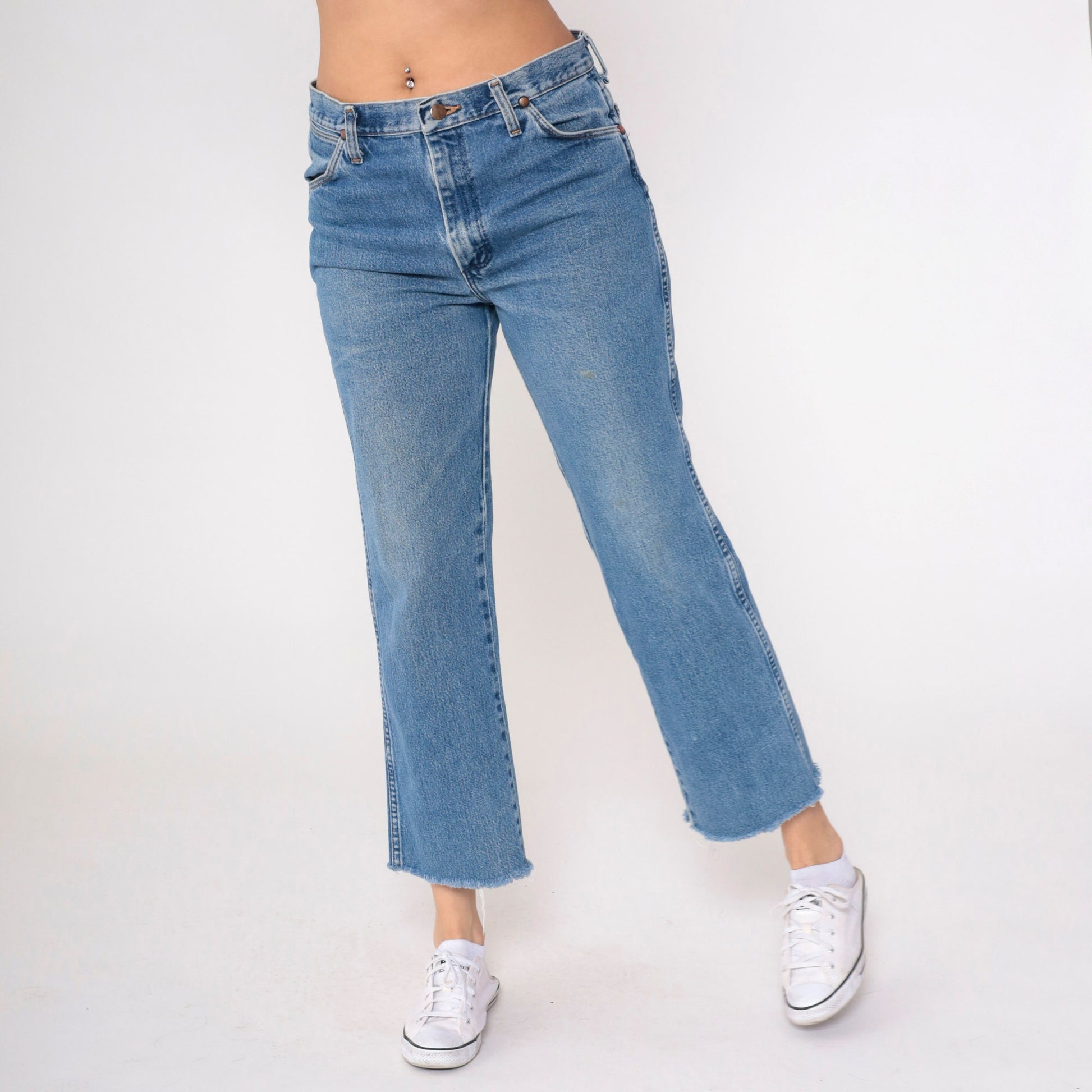 90s Wrangler High Rise Bootcut Jeans Blue Denim Raw Hem Men's 32