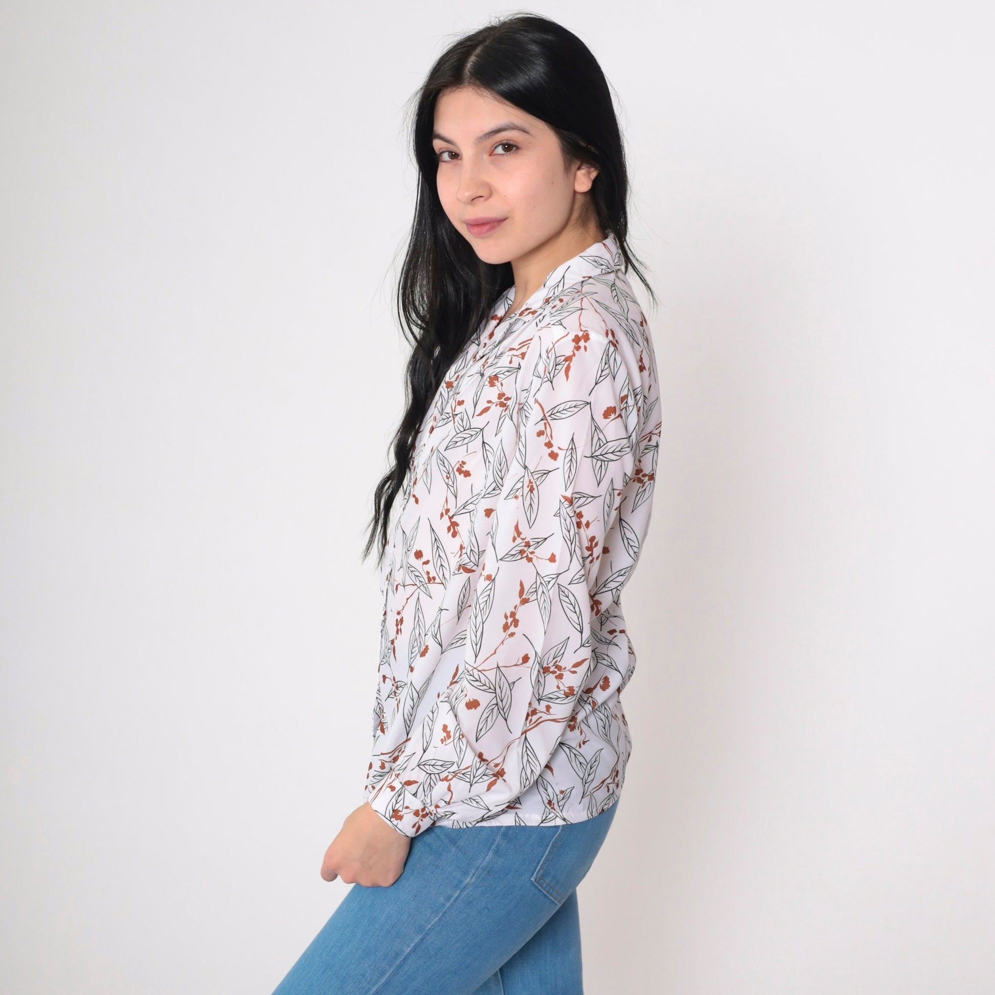 80s Tanjay Leaf Floral Print Button-Up Blouse White Long Sleeve Medium