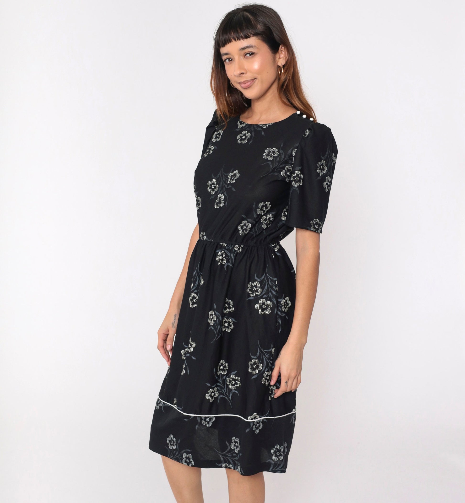 80s Black Floral Midi Dress Puff Sleeve High Waist Button Shoulder Medium