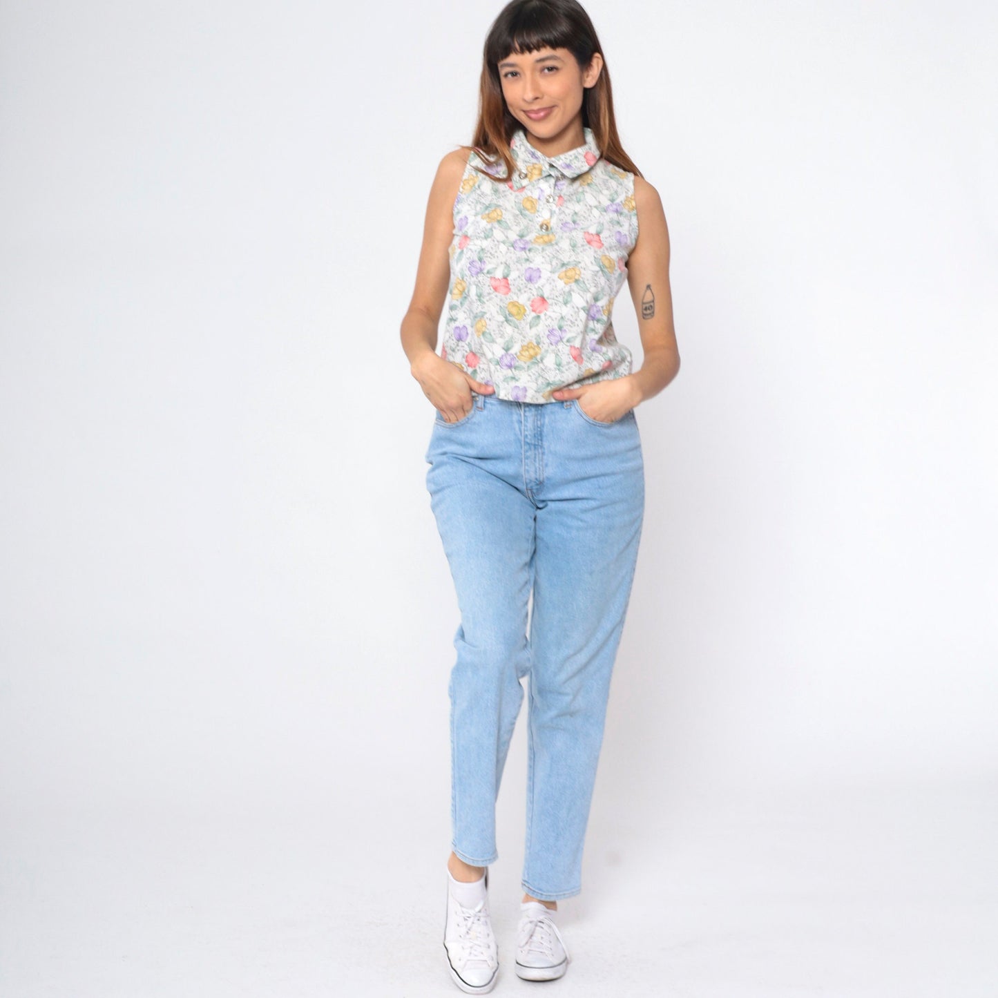 90s White Floral Sleeveless Collared Shirt Button-Up Blouse Small