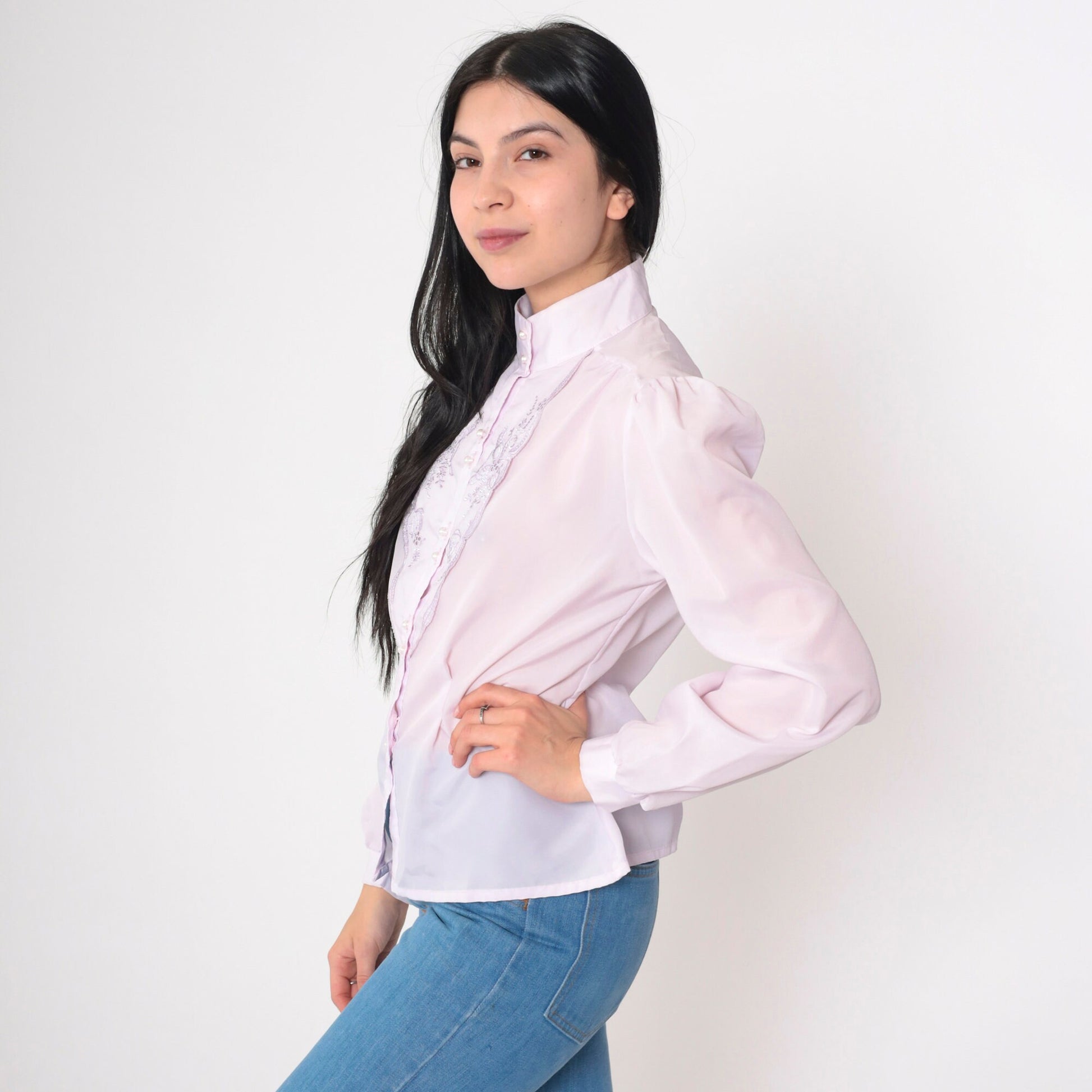 70s Lavender Embroidered Blouse Floral Cutwork Puff Sleeve Button Up Small
