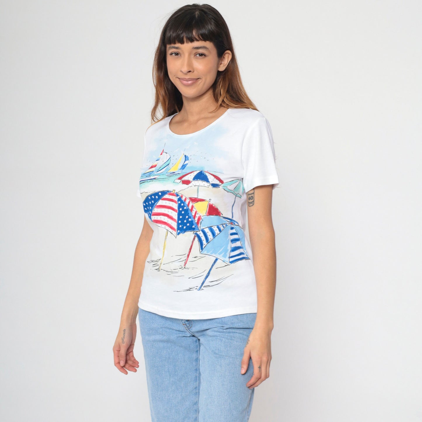 90s Studded Sailboat Beach Umbrella Graphic Tee White Medium