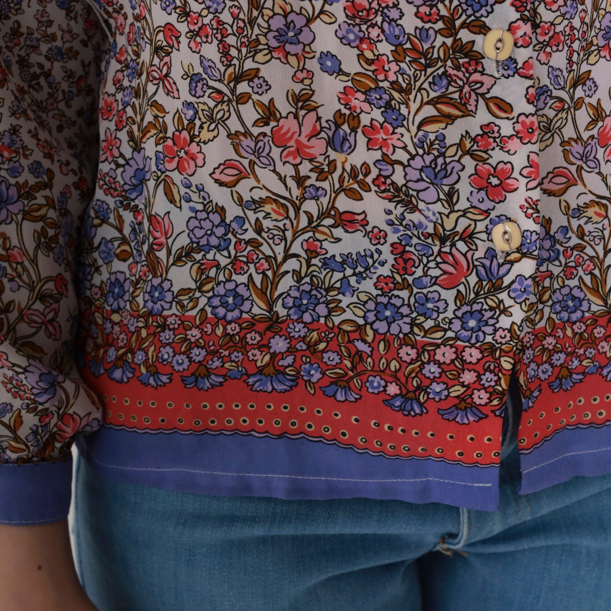 90s Floral Button-Up Blouse Long Sleeve Collared Shirt White Red Blue Extra Small