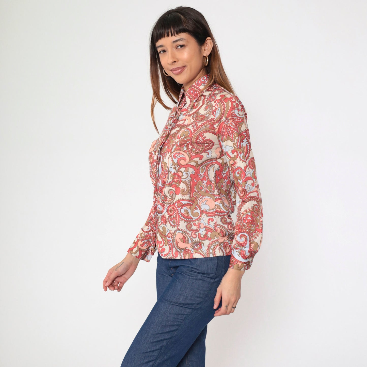 70s Paisley Dagger Collar Blouse Cream Coral Long Sleeve Button Up Small