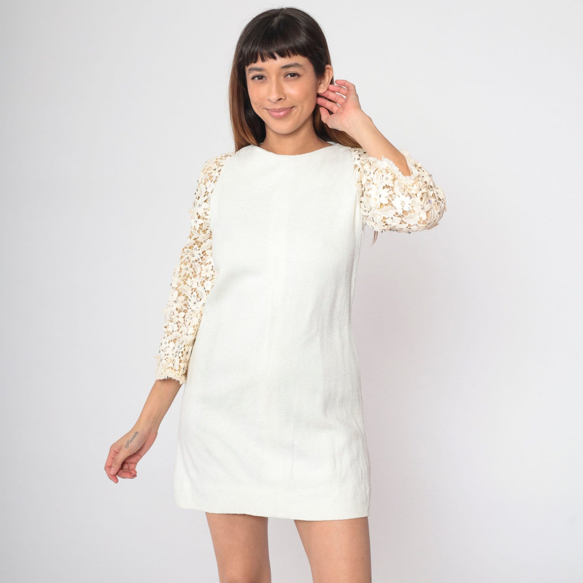 60s White Lace Mini Dress Rhinestone 3/4 Sleeve Shift Mod Small