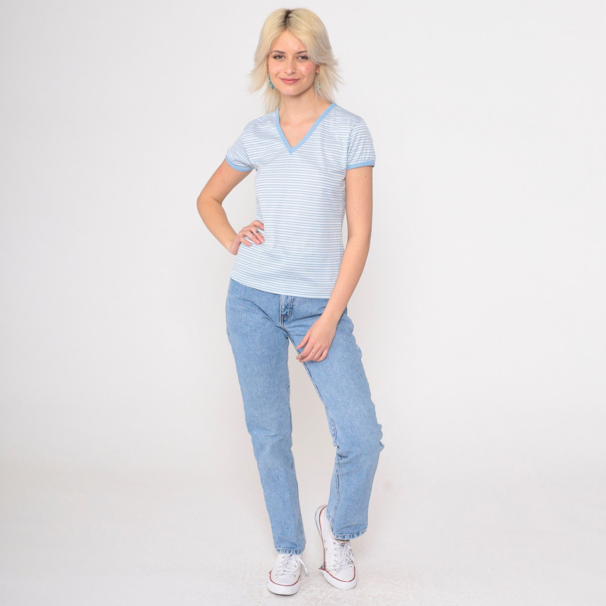 80s Blue White Striped V-Neck T-Shirt Single Stitch Ringer Tee Small