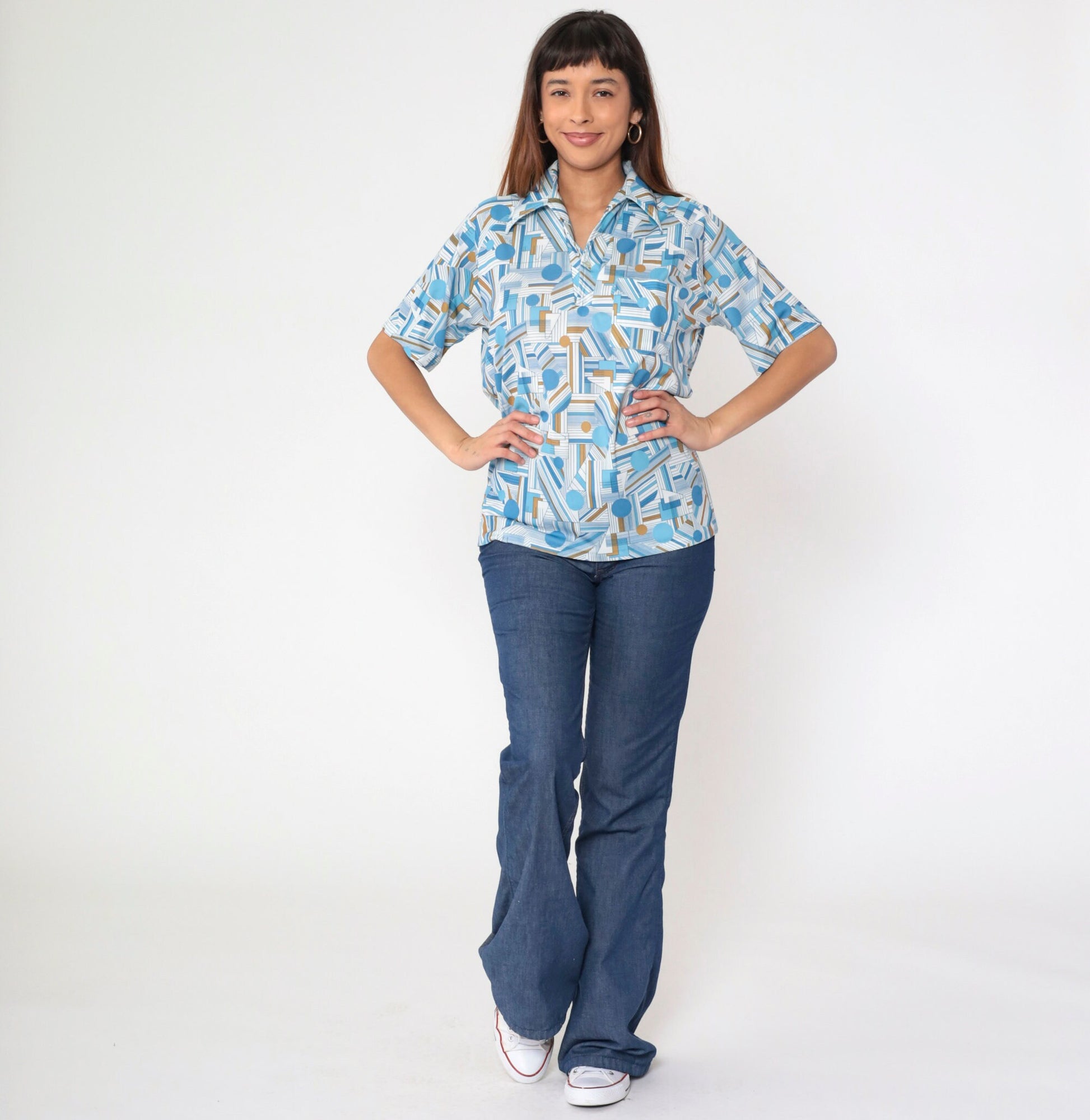 70s Lily Daché Psychedelic Geometric Dagger Collar Shirt Blue Medium