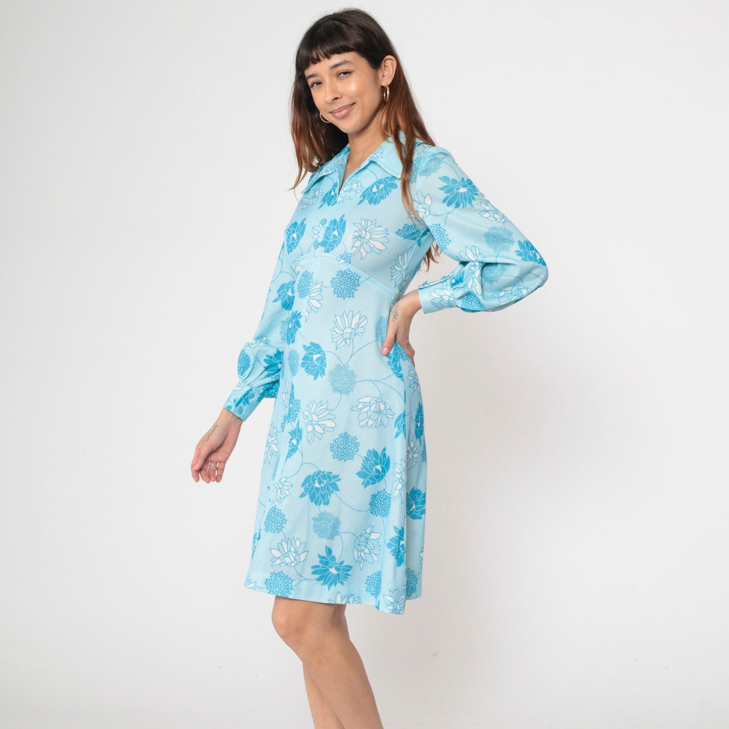 70s Blue Floral Mini Dress Empire Waist Dagger Collar Long Sleeve Small
