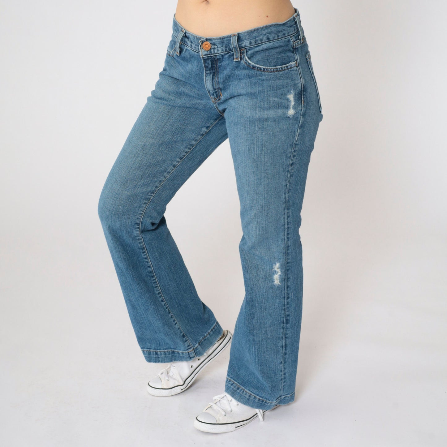 Gap Y2K Low Rise Flared Jeans Blue Distressed Denim Small 6