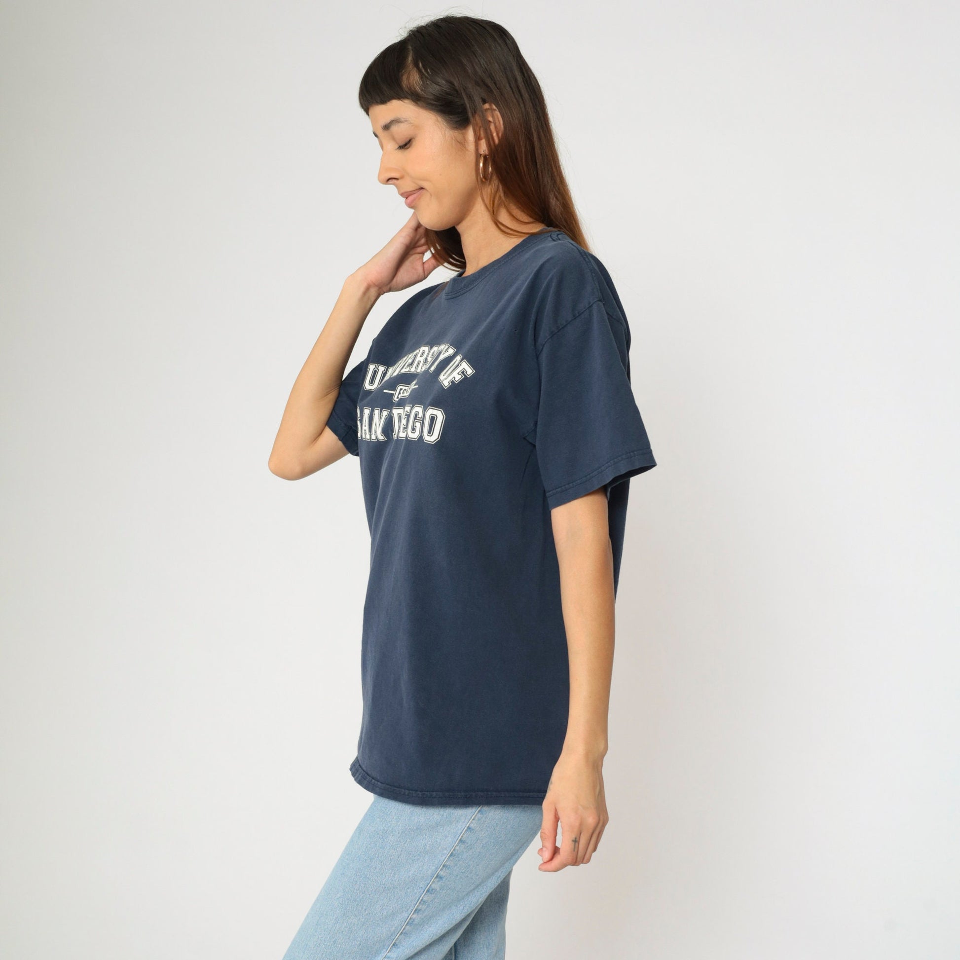 University of San Diego 00s Graphic T-Shirt Navy Cotton Crewneck Medium