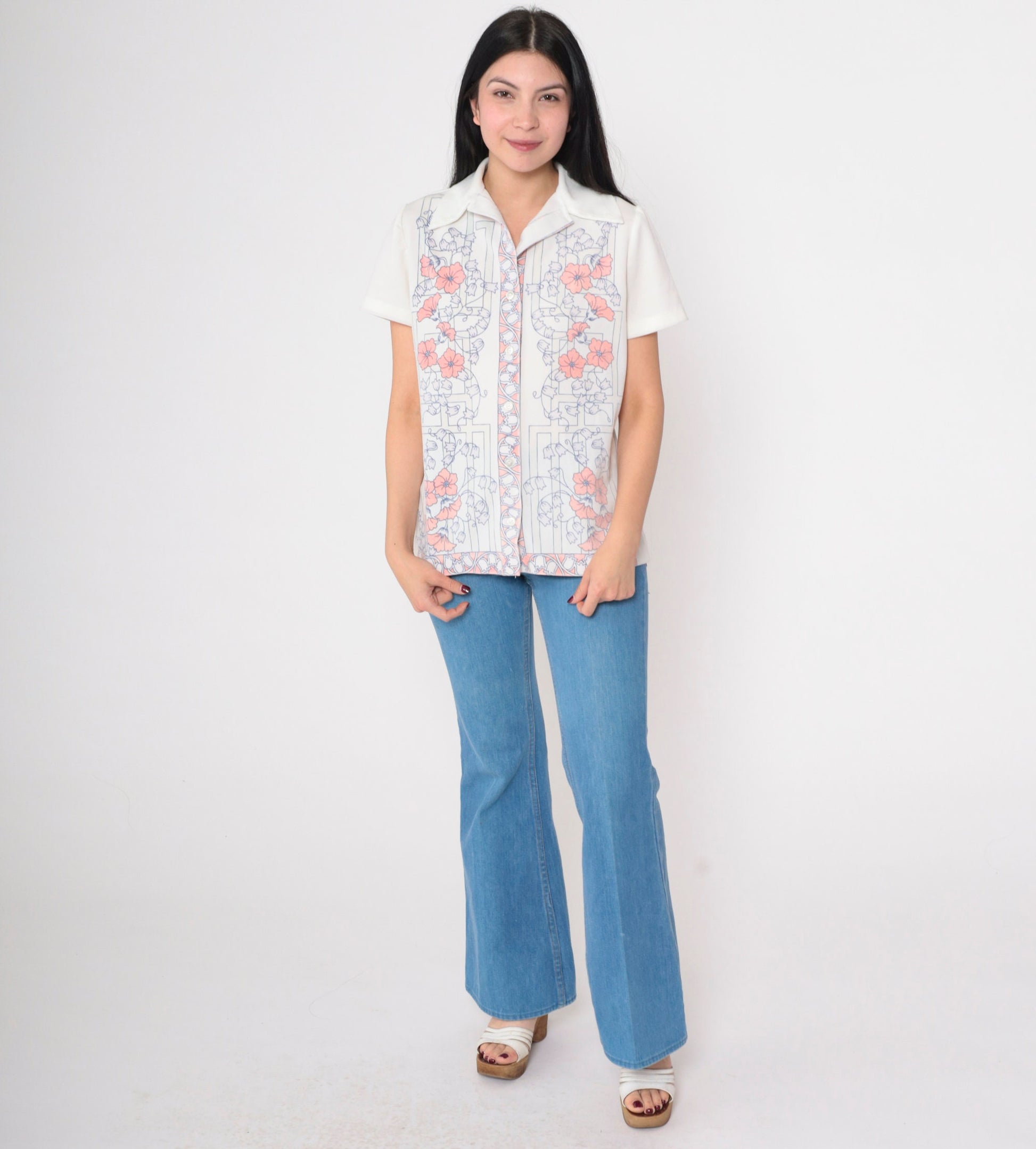 70s Floral Button-Up Blouse White Dagger Collar Short Sleeve Medium