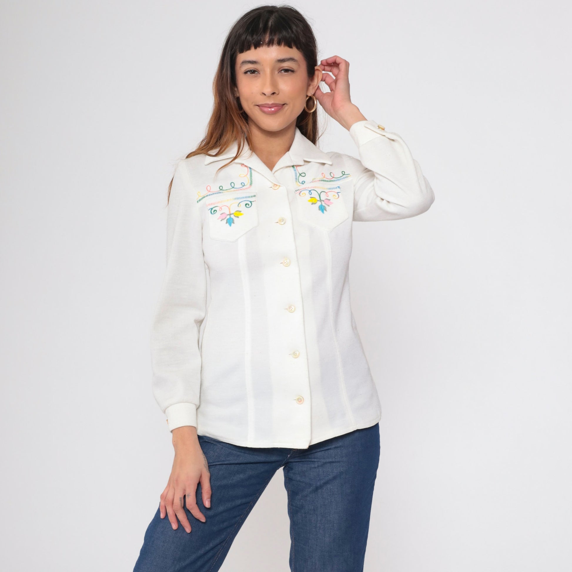 70s Floral Embroidered White Button-Up Blouse Long Sleeve Small