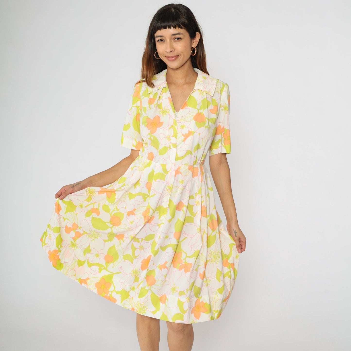 60s White Floral Day Dress High Waisted Front Zipper Pleated Knee Length Medium